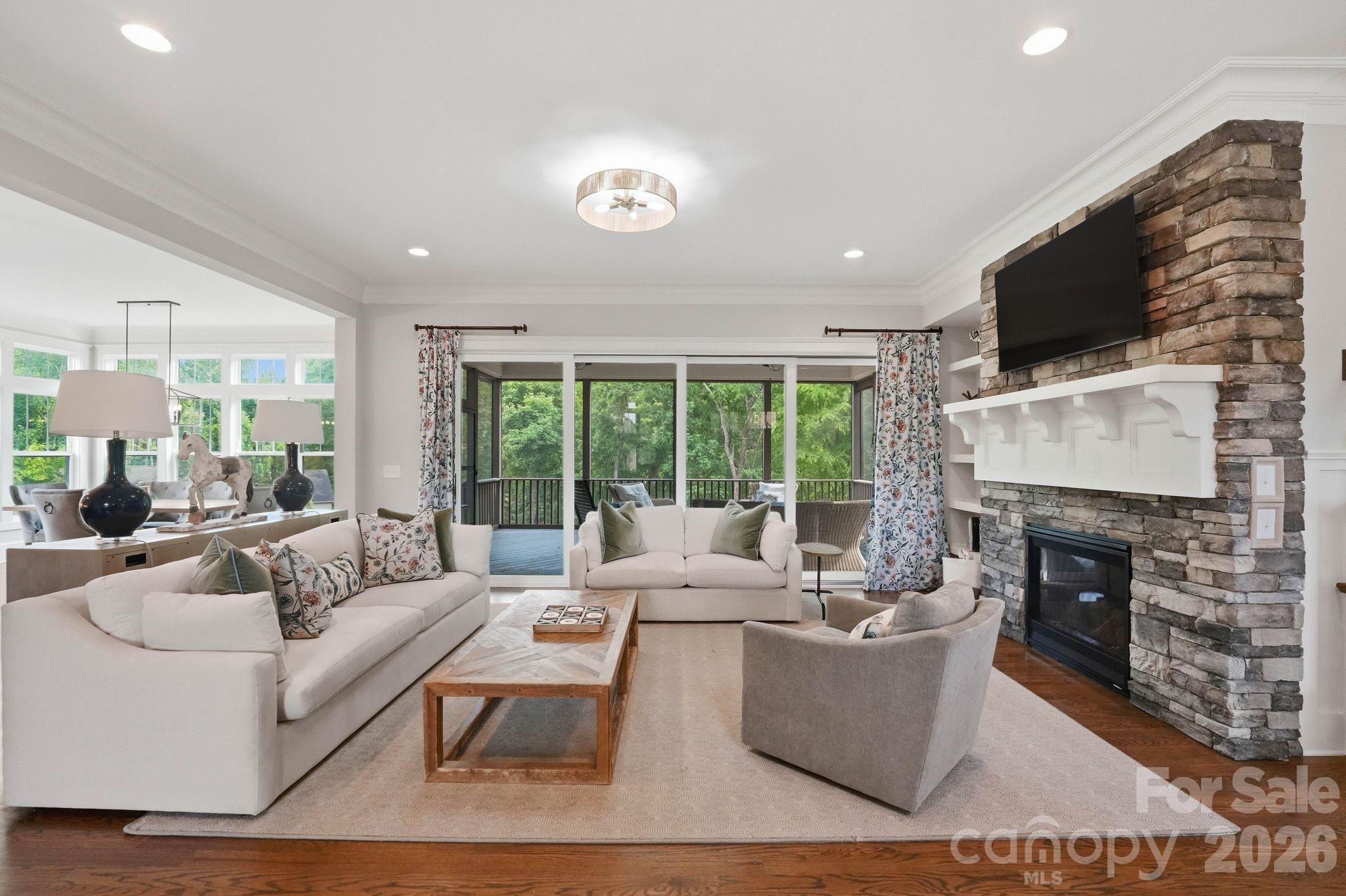 2256 Rock Creek Drive