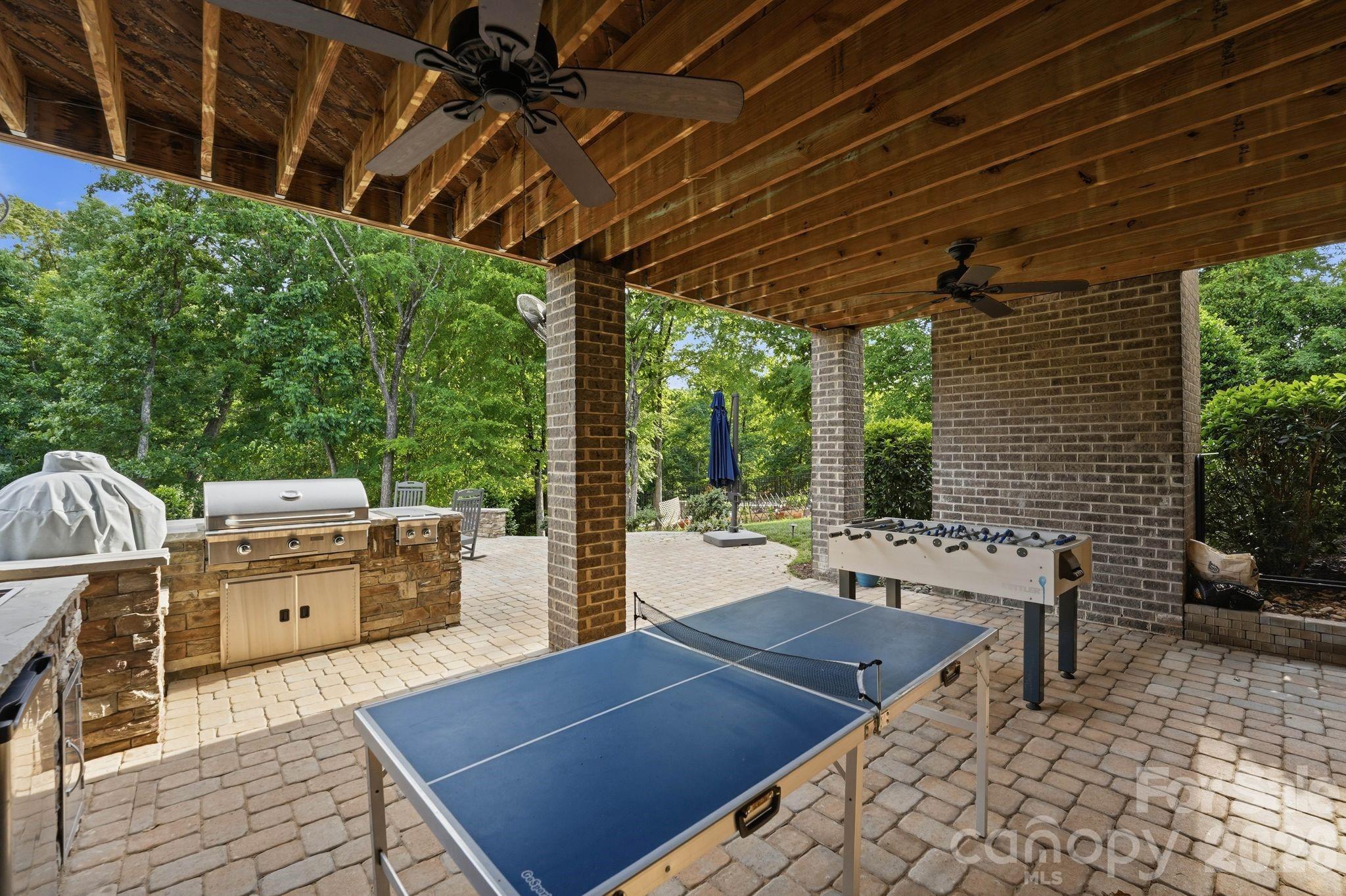 2256 Rock Creek Drive