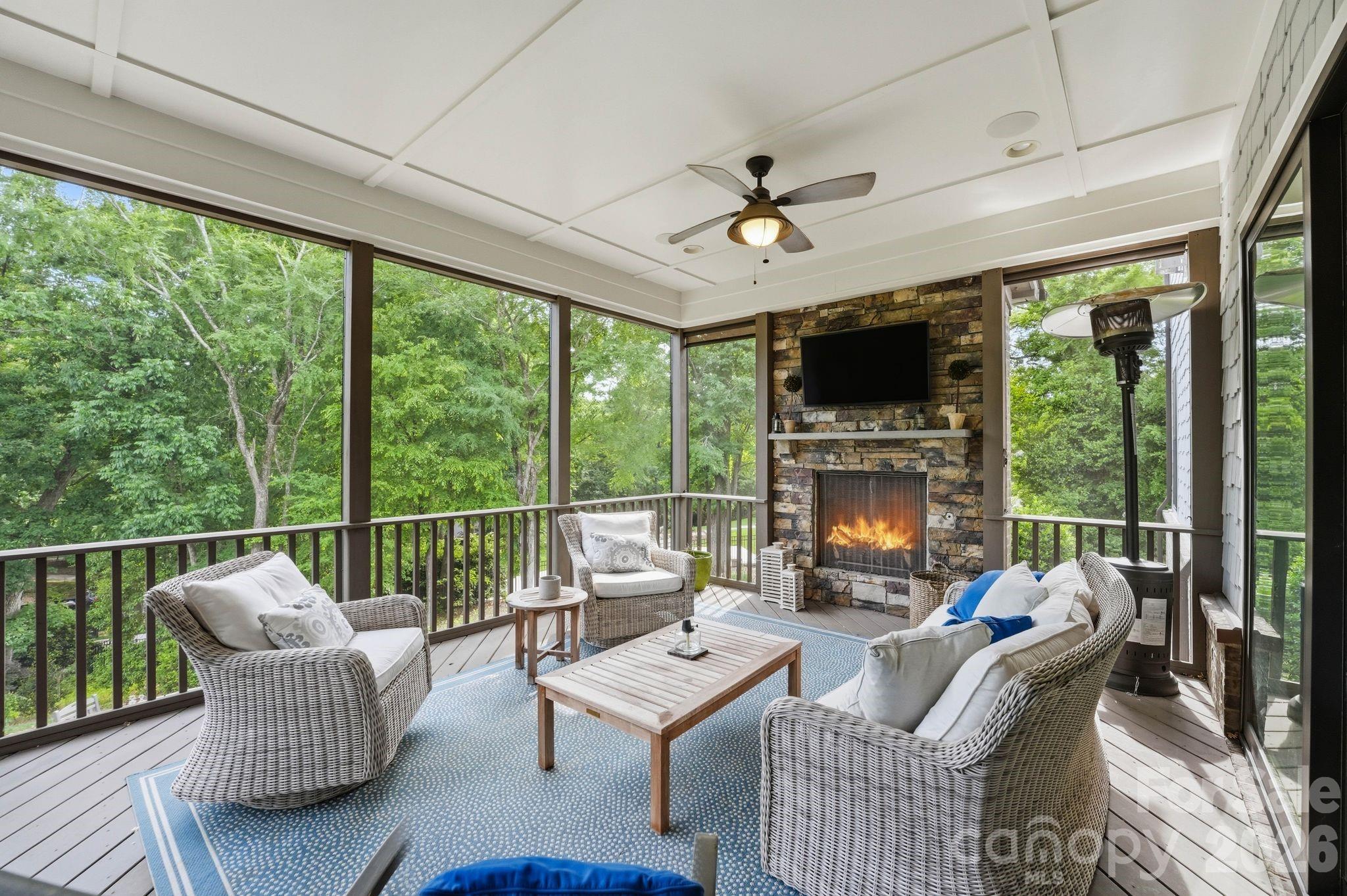2256 Rock Creek Drive