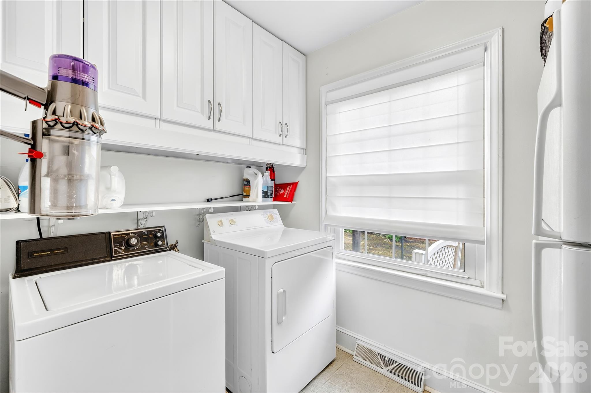 2310 Rocky Knoll Drive