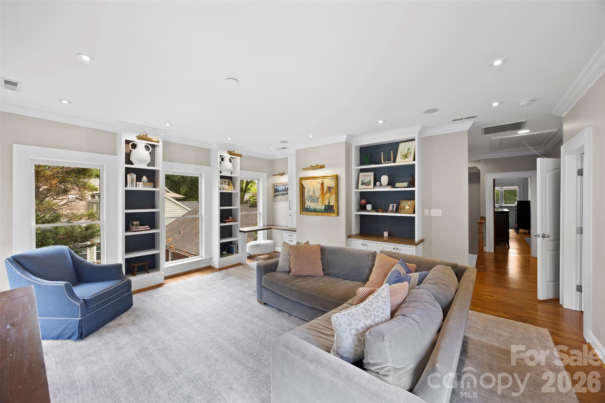 2305 Shenandoah Avenue