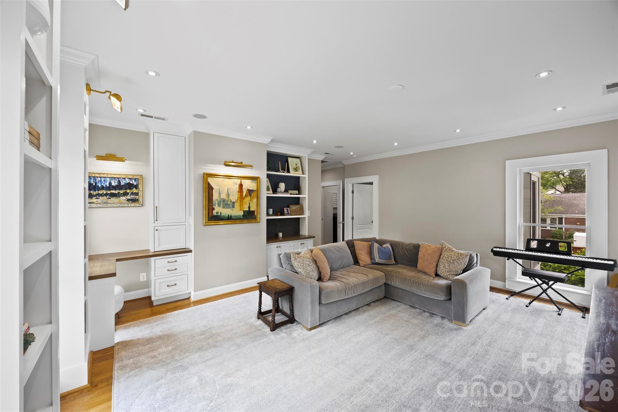 2305 Shenandoah Avenue