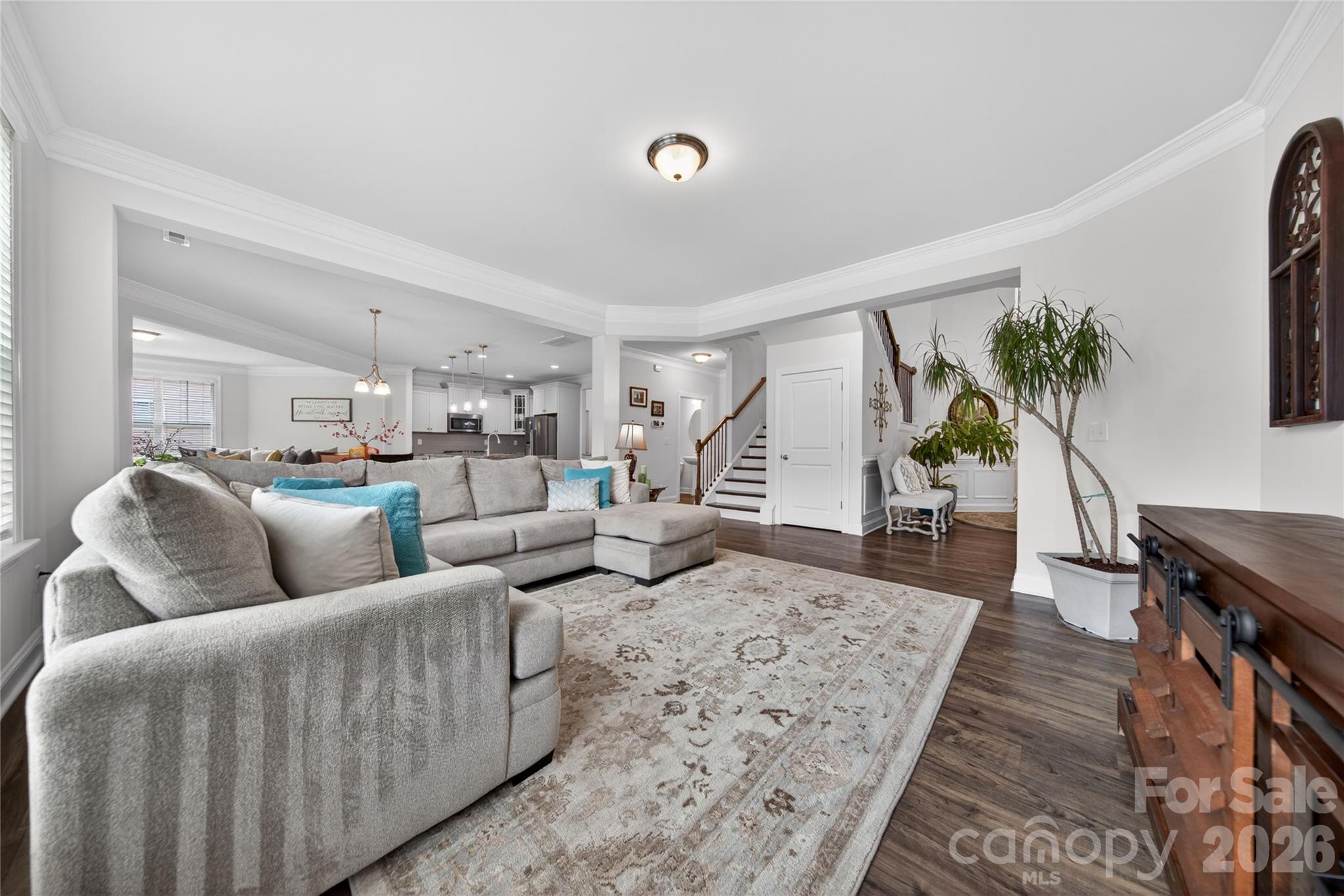 6216 Artigas Drive