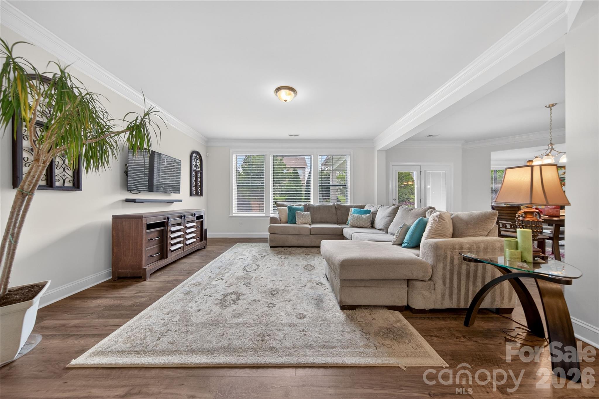 6216 Artigas Drive