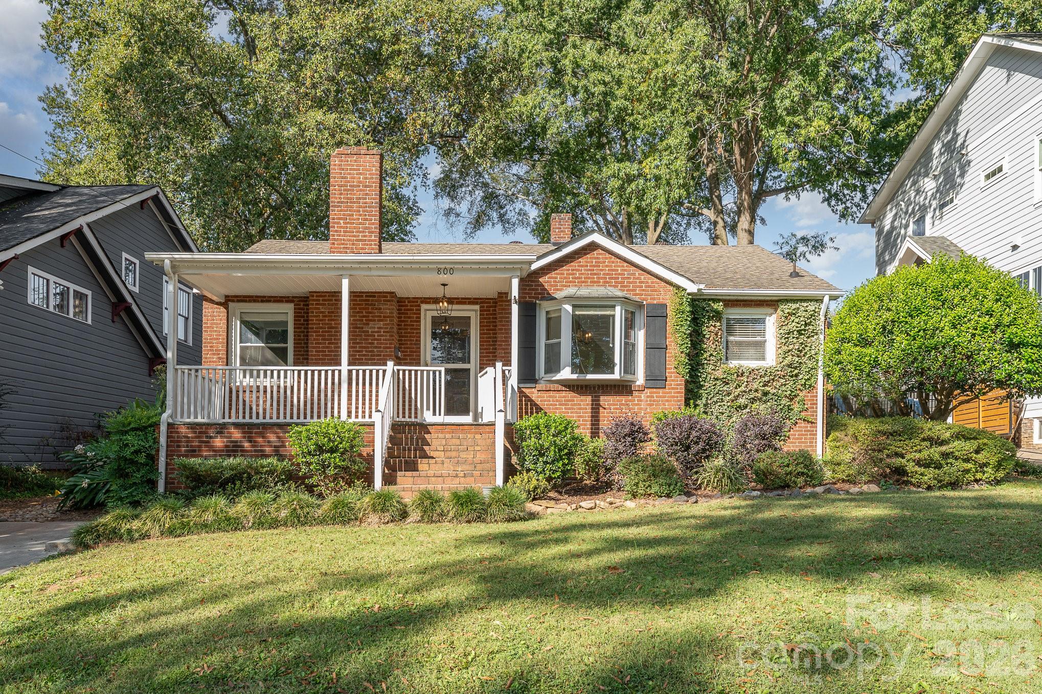 800 Mcdonald Avenue