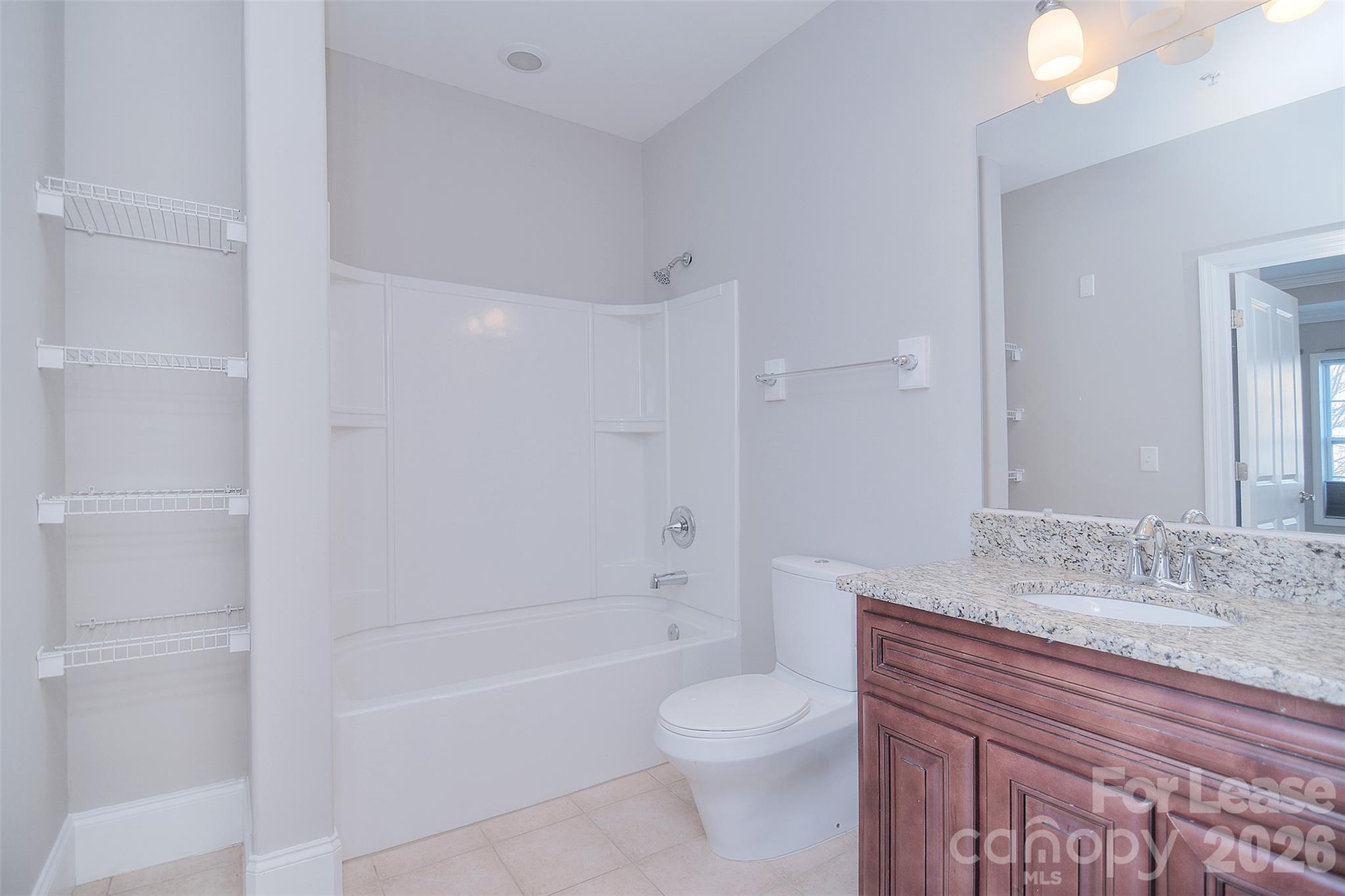 6605 Central Pacific Avenue Unit: 202