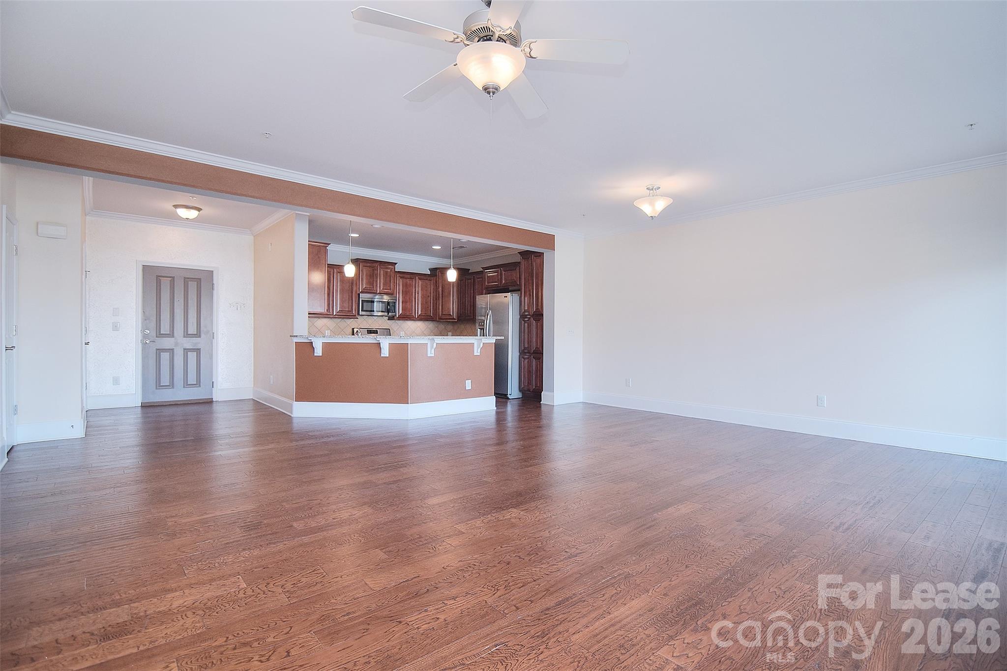 6605 Central Pacific Avenue Unit: 202