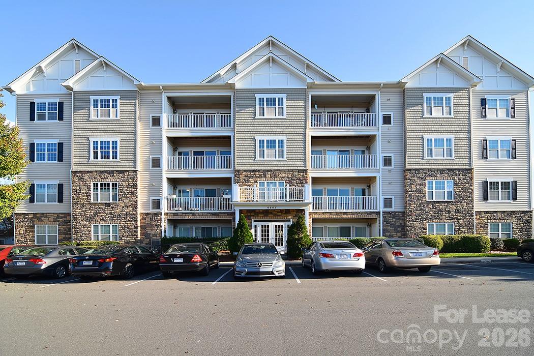 6605 Central Pacific Avenue Unit: 202