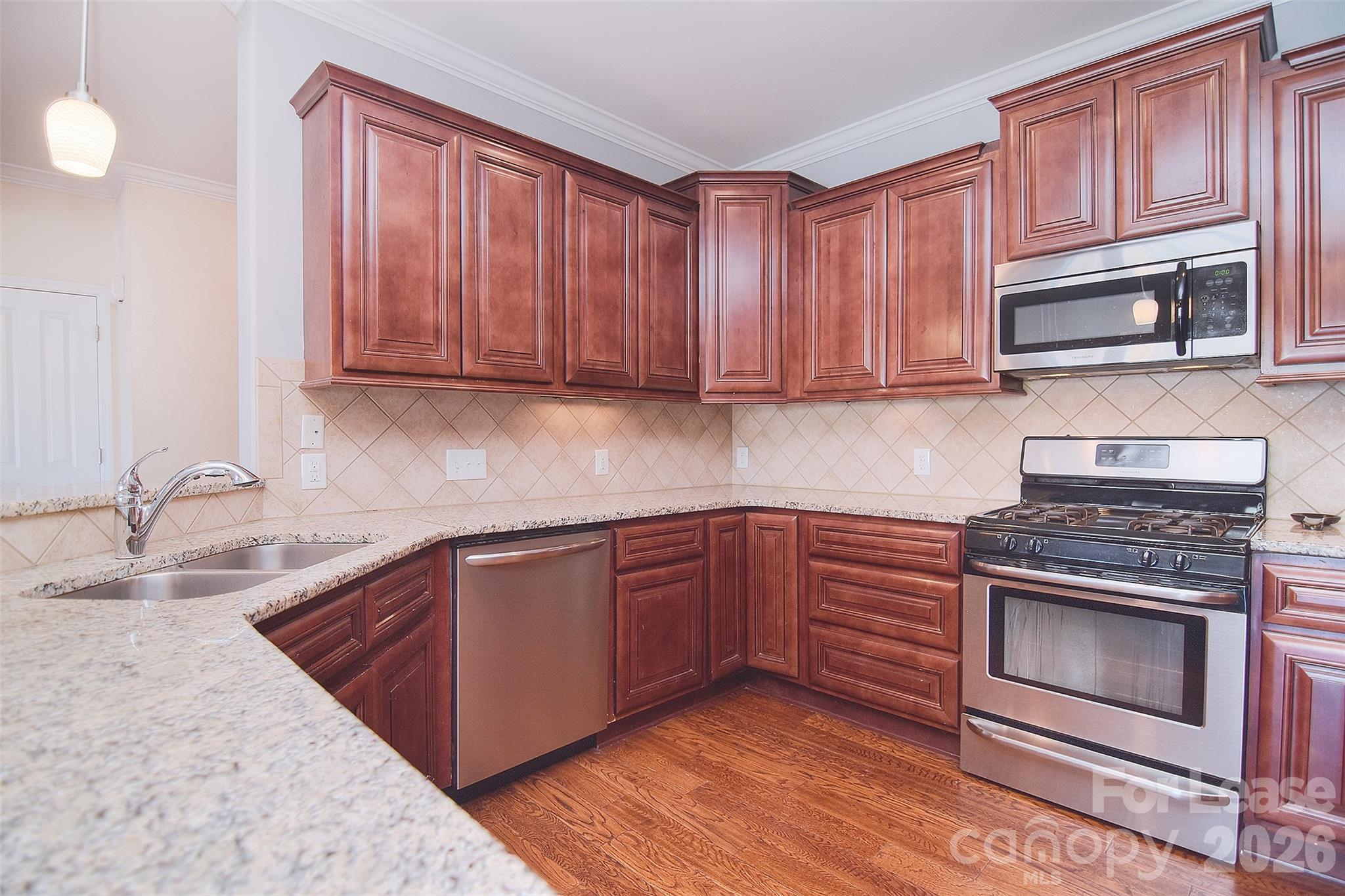6605 Central Pacific Avenue Unit: 202