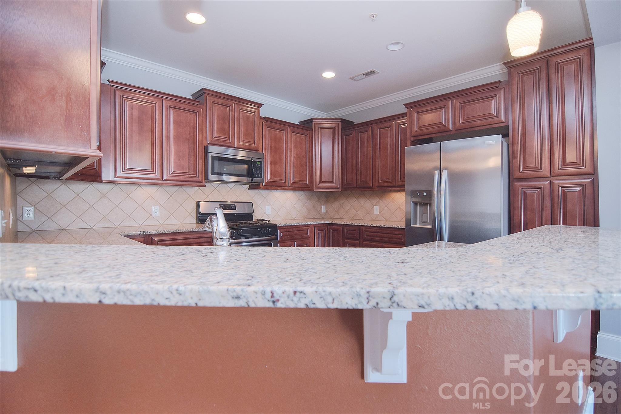 6605 Central Pacific Avenue Unit: 202