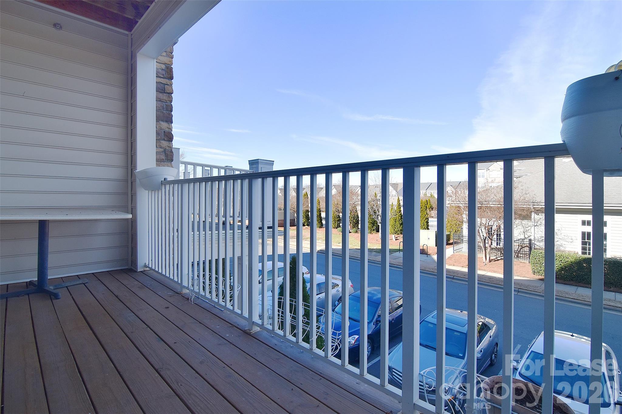 6605 Central Pacific Avenue Unit: 202