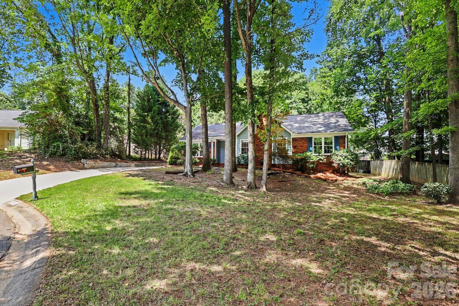 8207 White Horse Lane