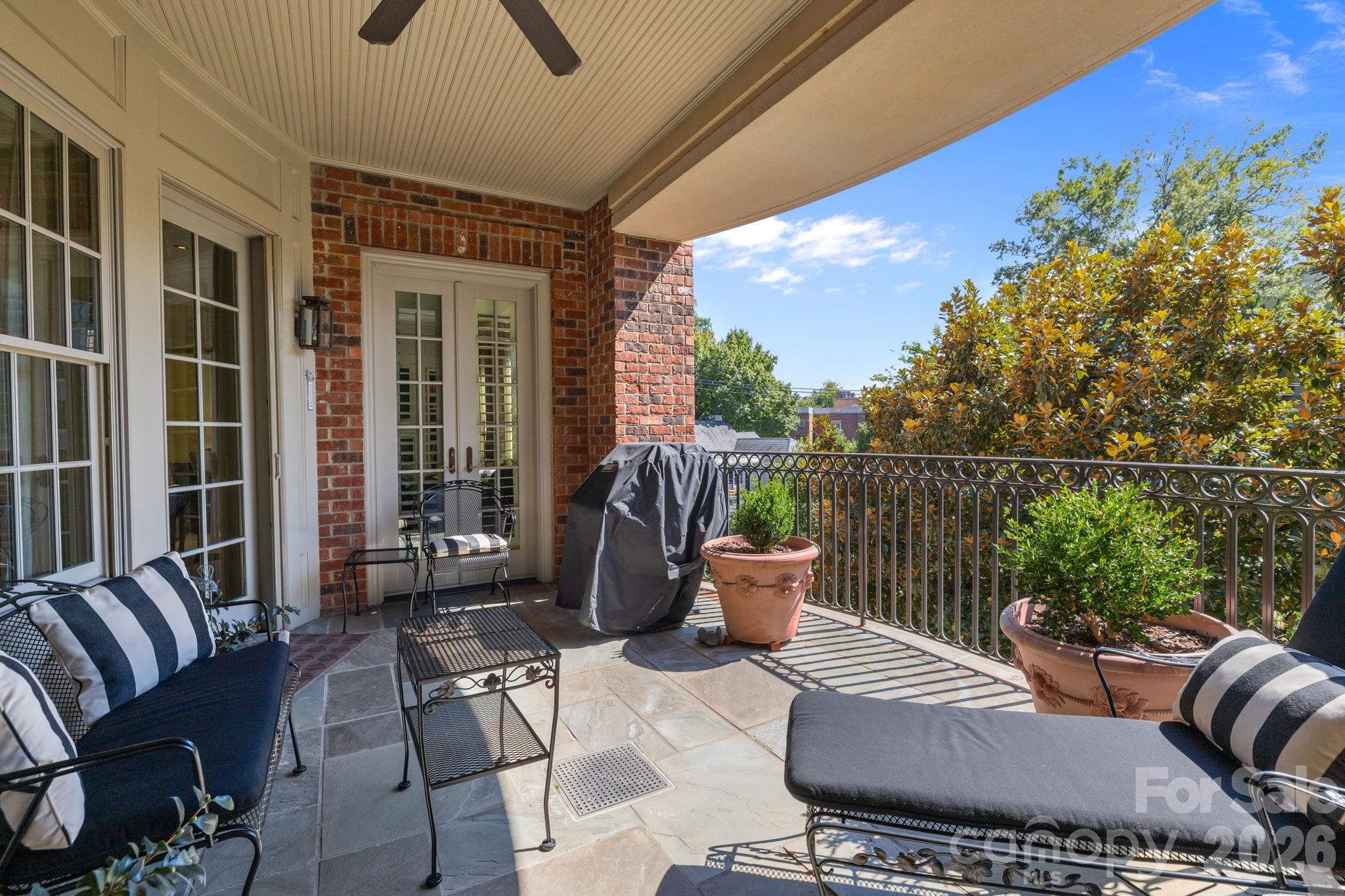 168 Cherokee Road
