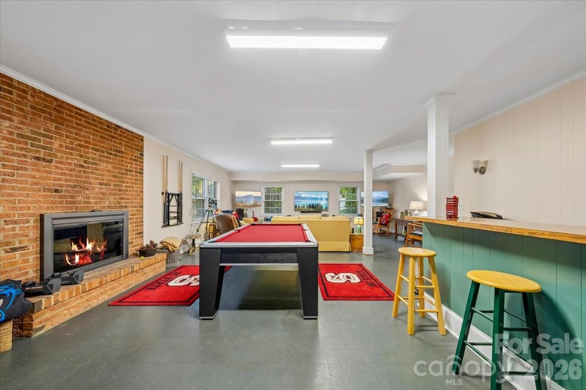409 Whitestone Road