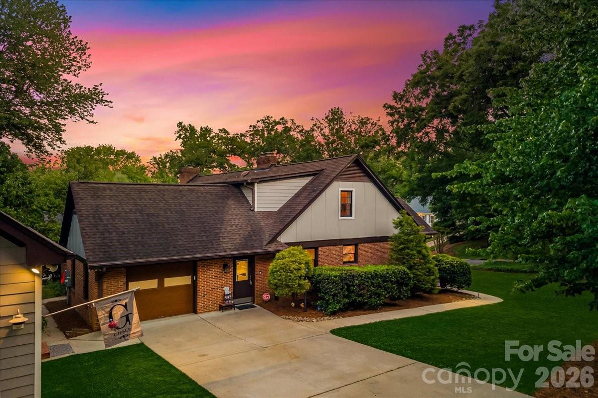 409 Whitestone Road