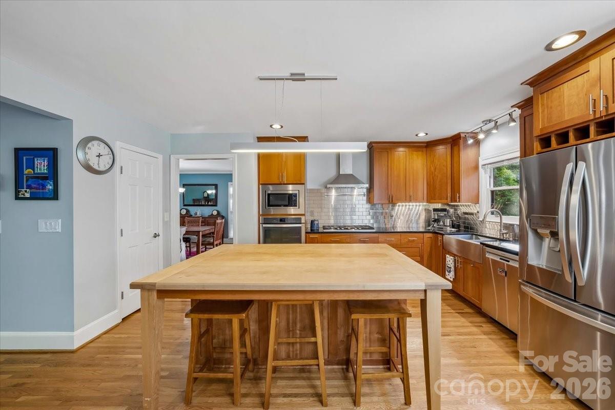 409 Whitestone Road