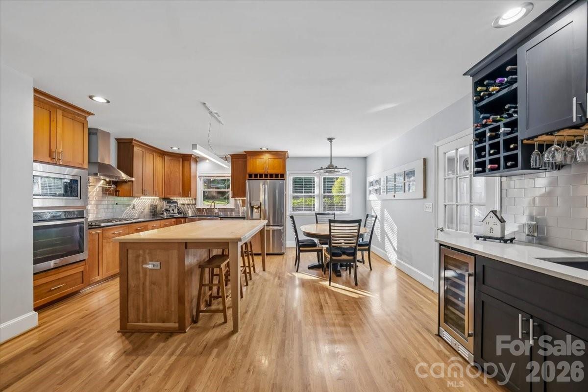 409 Whitestone Road