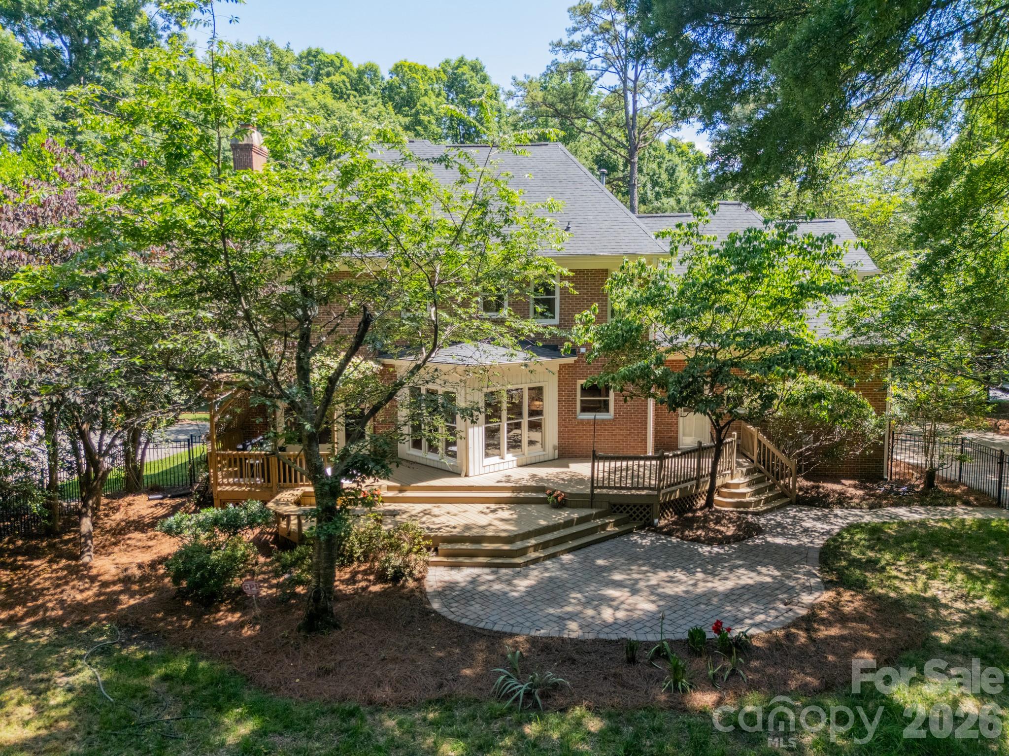 4332 Rosecliff Drive