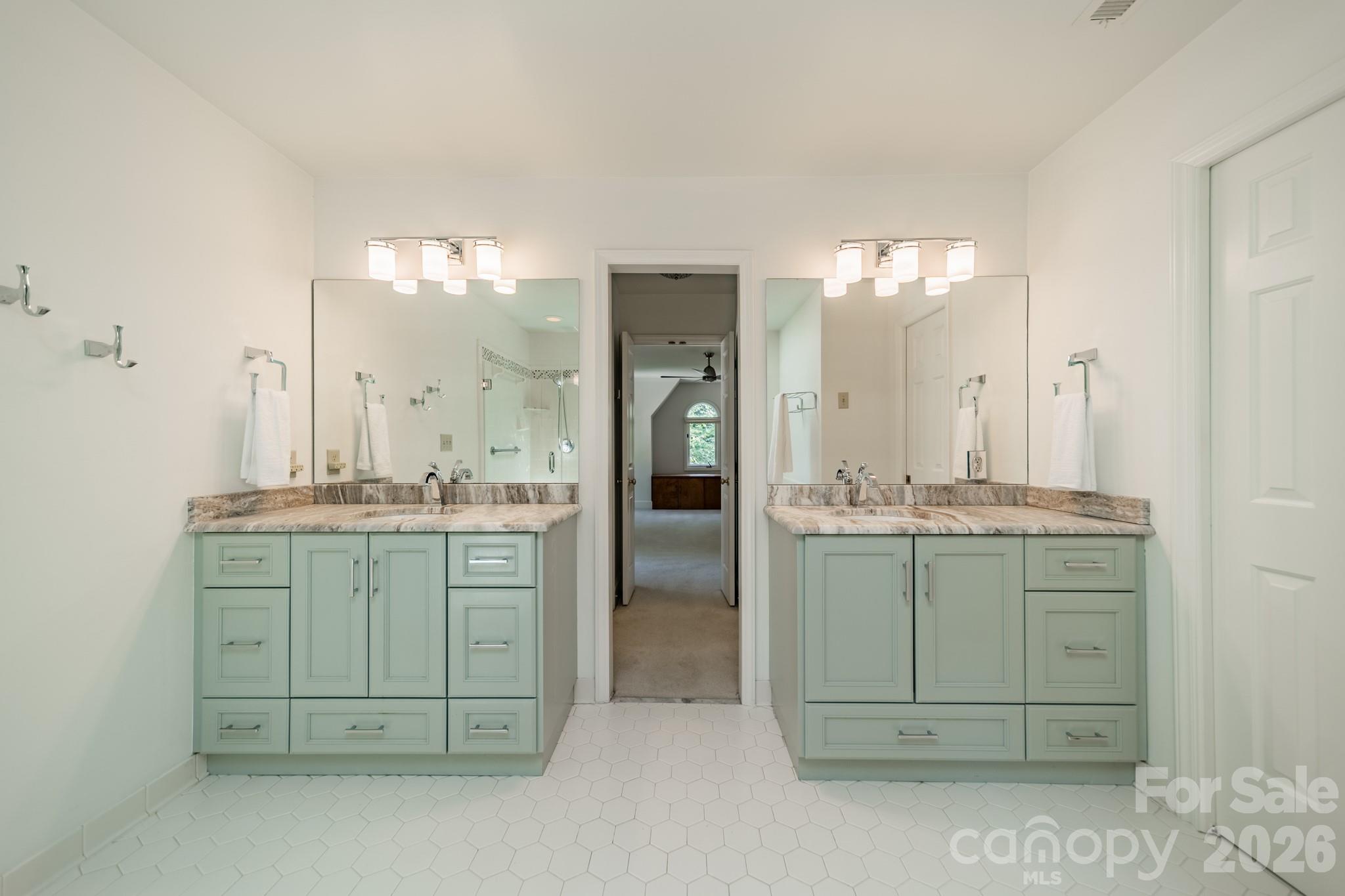 4332 Rosecliff Drive