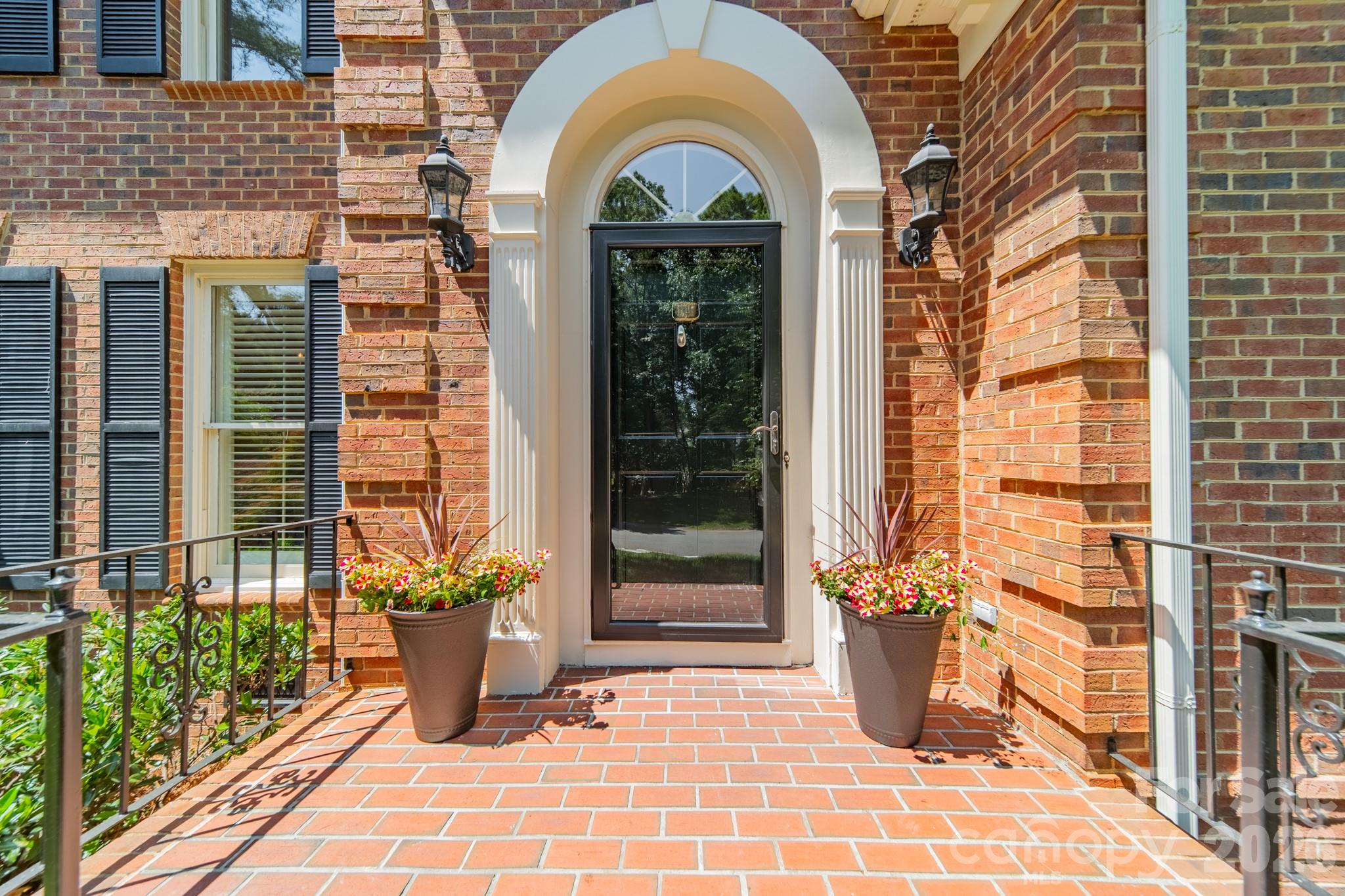 4332 Rosecliff Drive