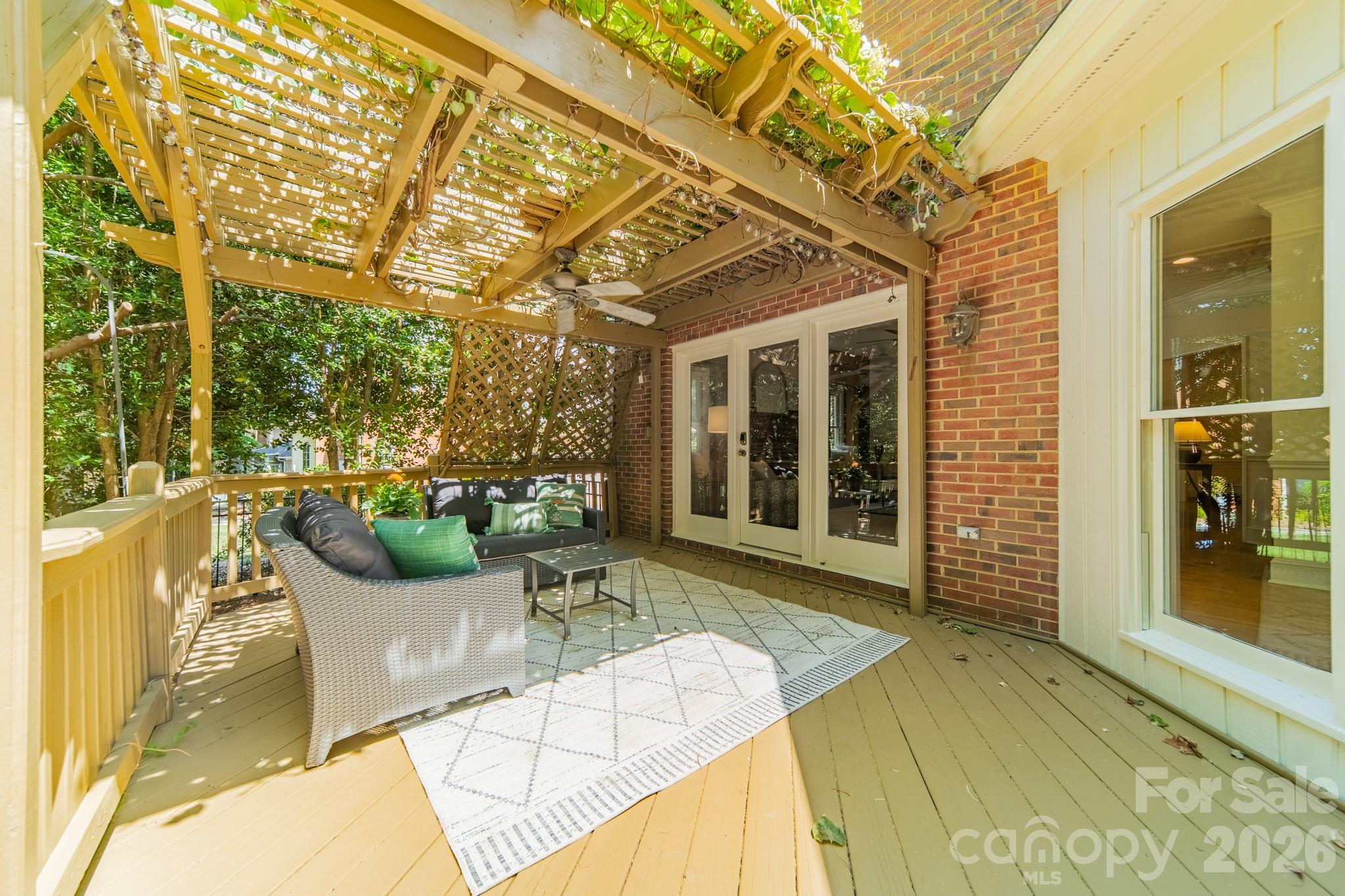 4332 Rosecliff Drive