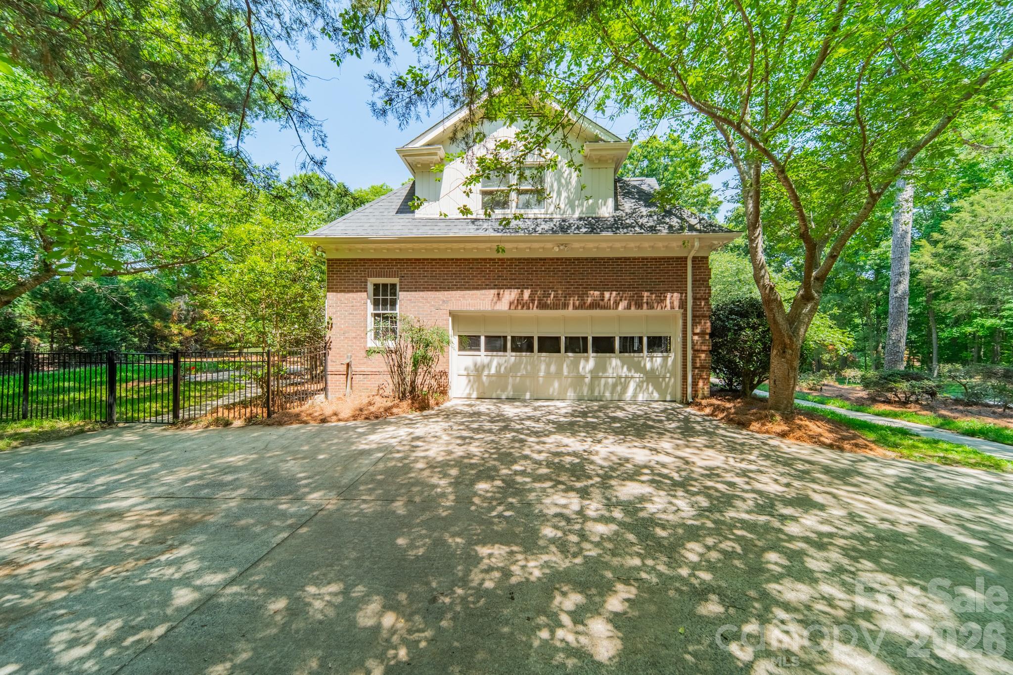 4332 Rosecliff Drive
