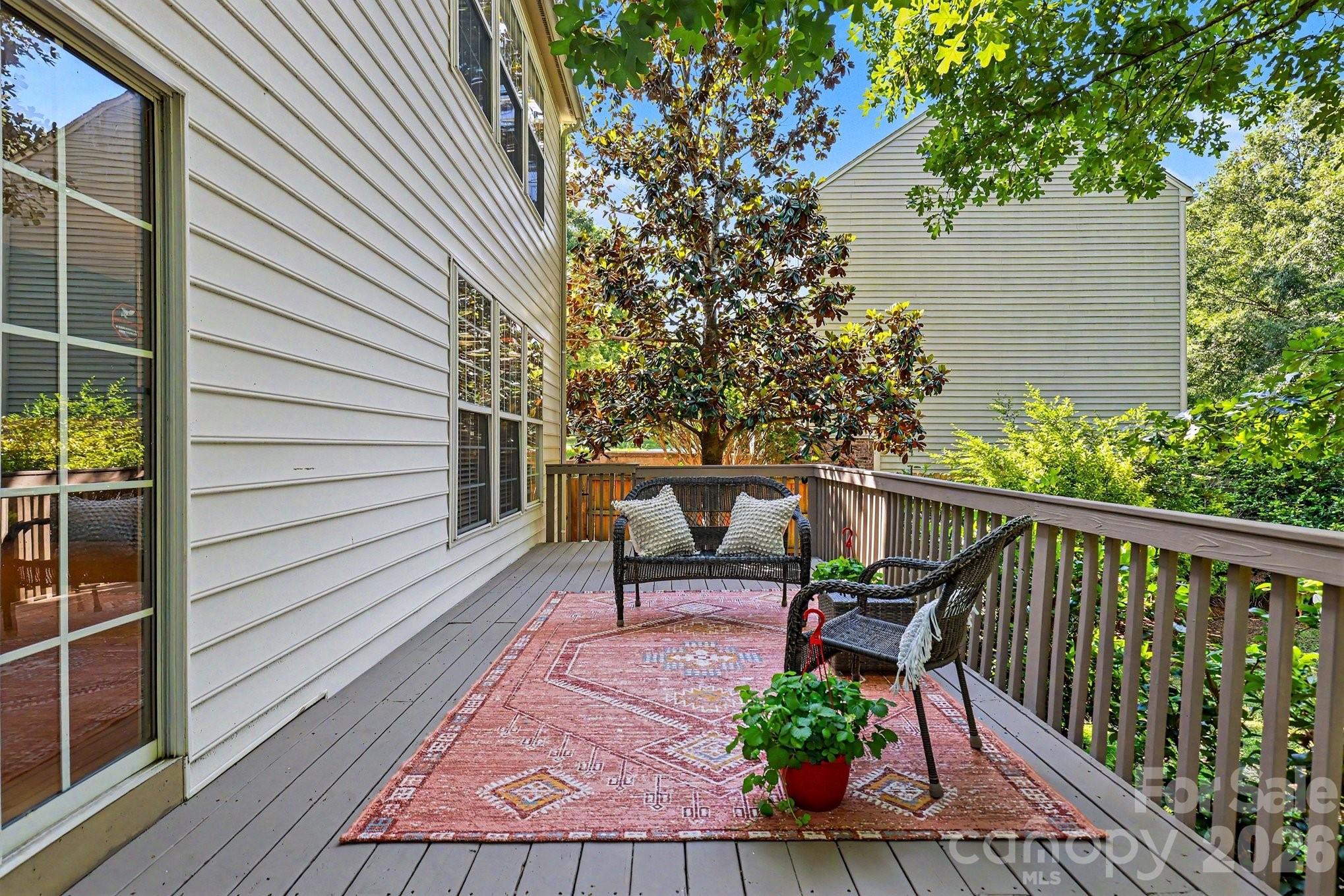 8120 Pelorus Lane