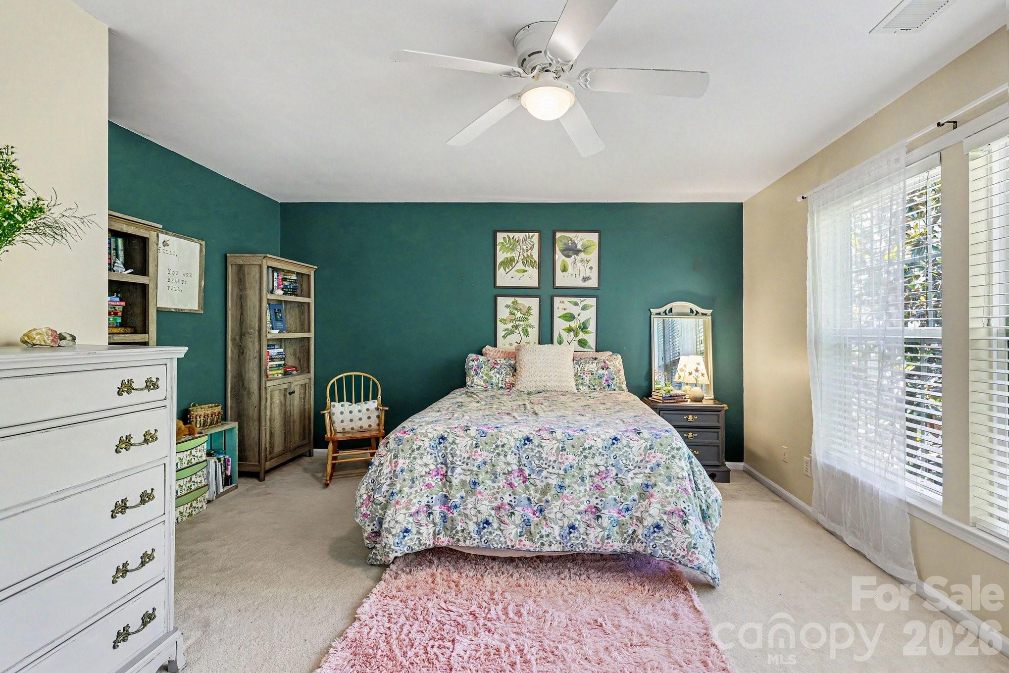 8120 Pelorus Lane