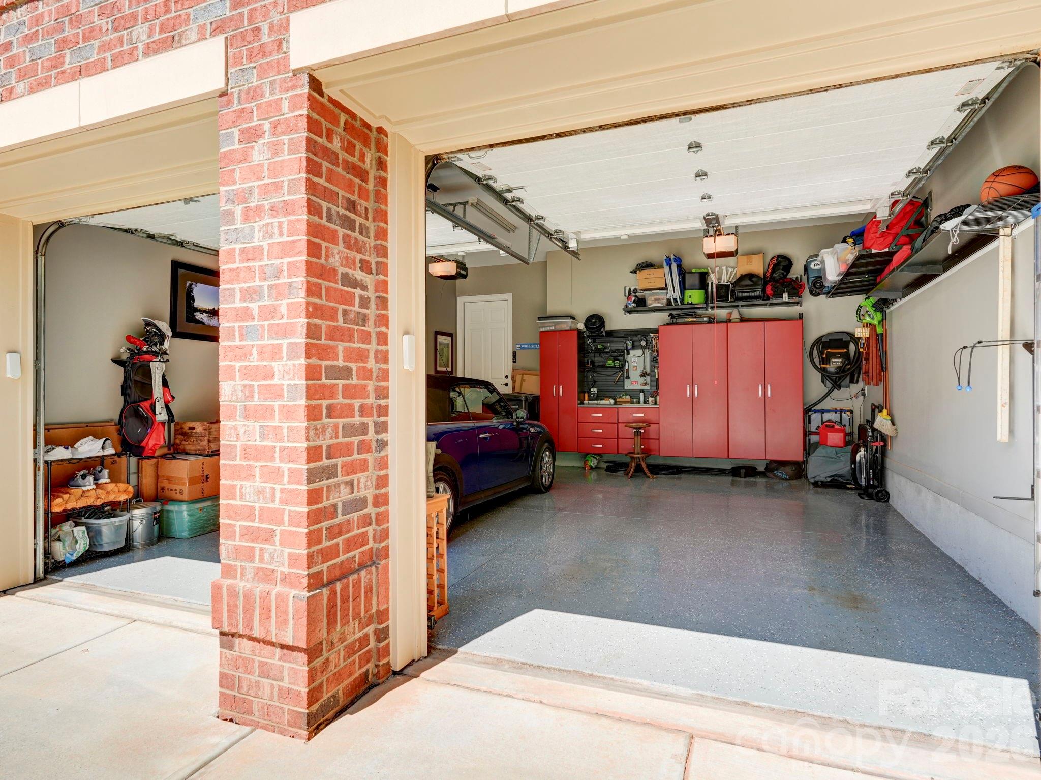 6826 Louisburg Square Lane