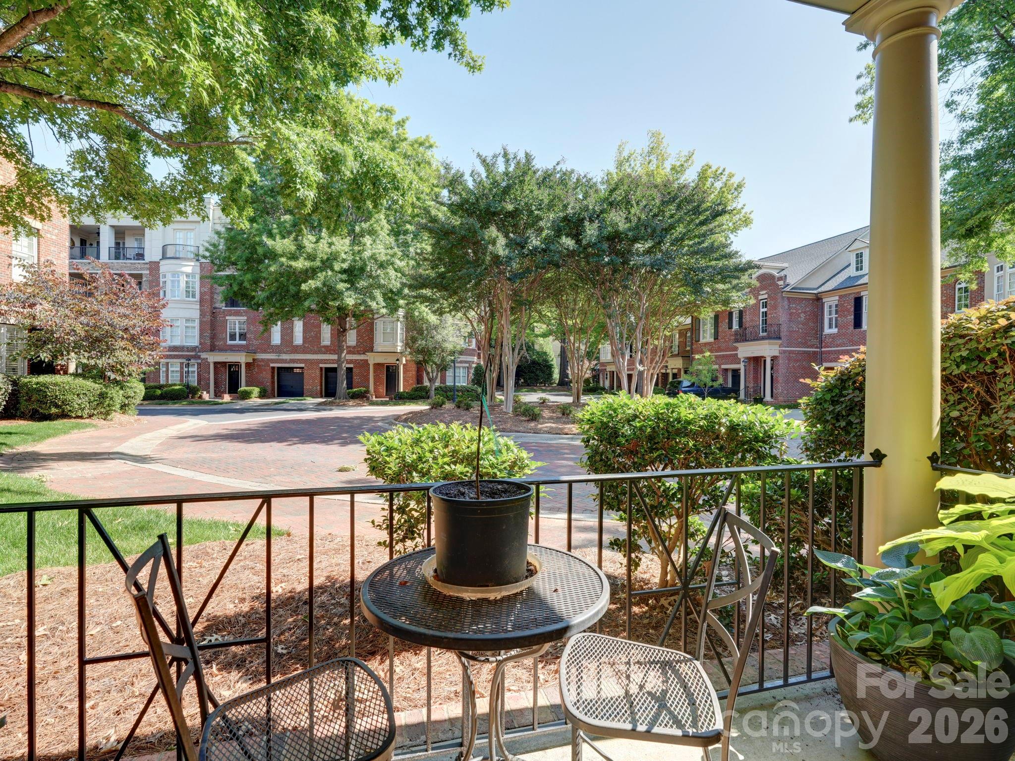 6826 Louisburg Square Lane