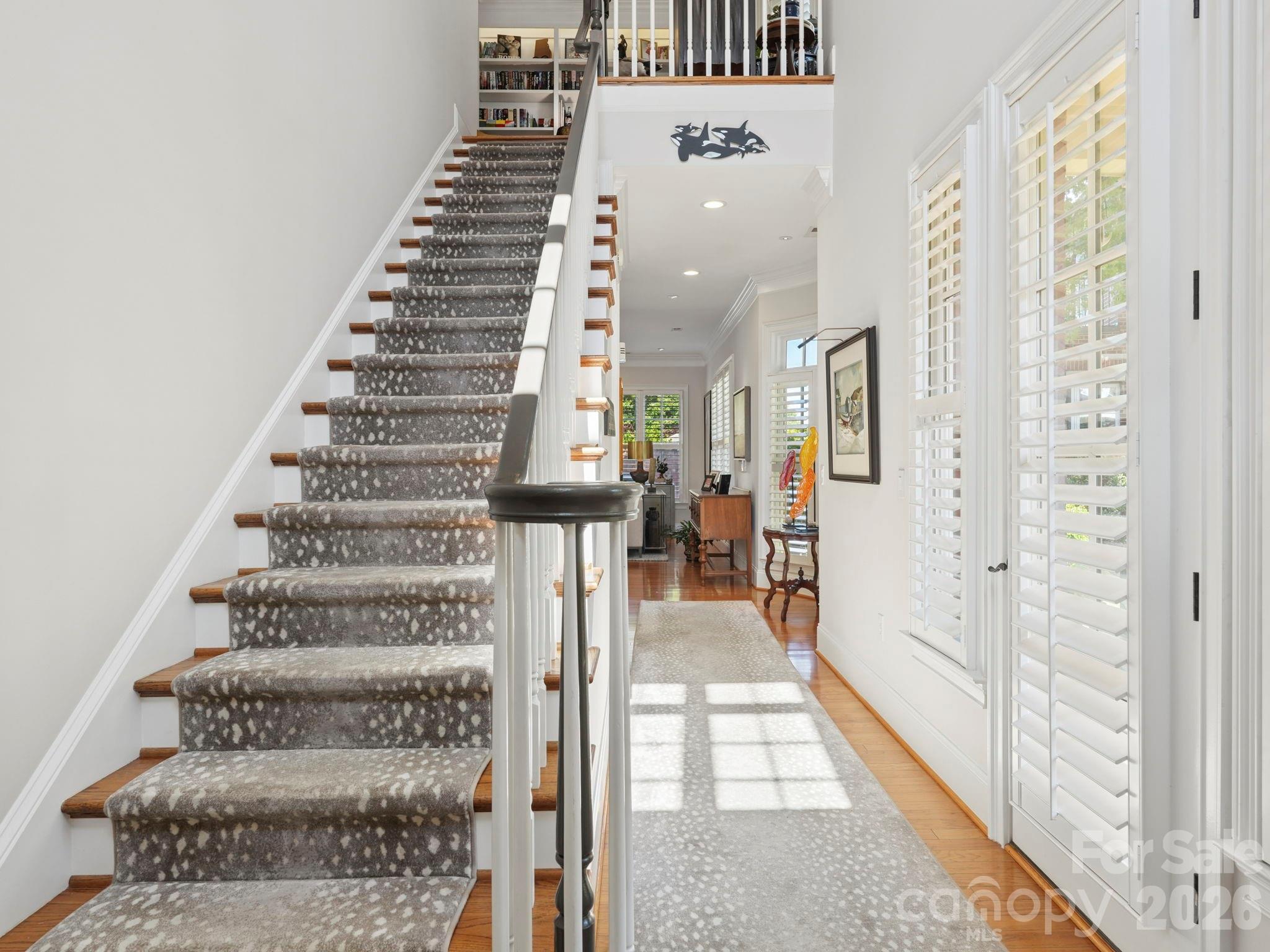 6826 Louisburg Square Lane