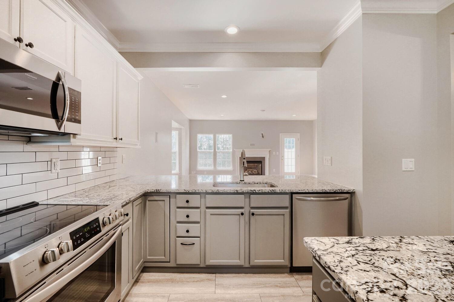 11405 Destin Lane