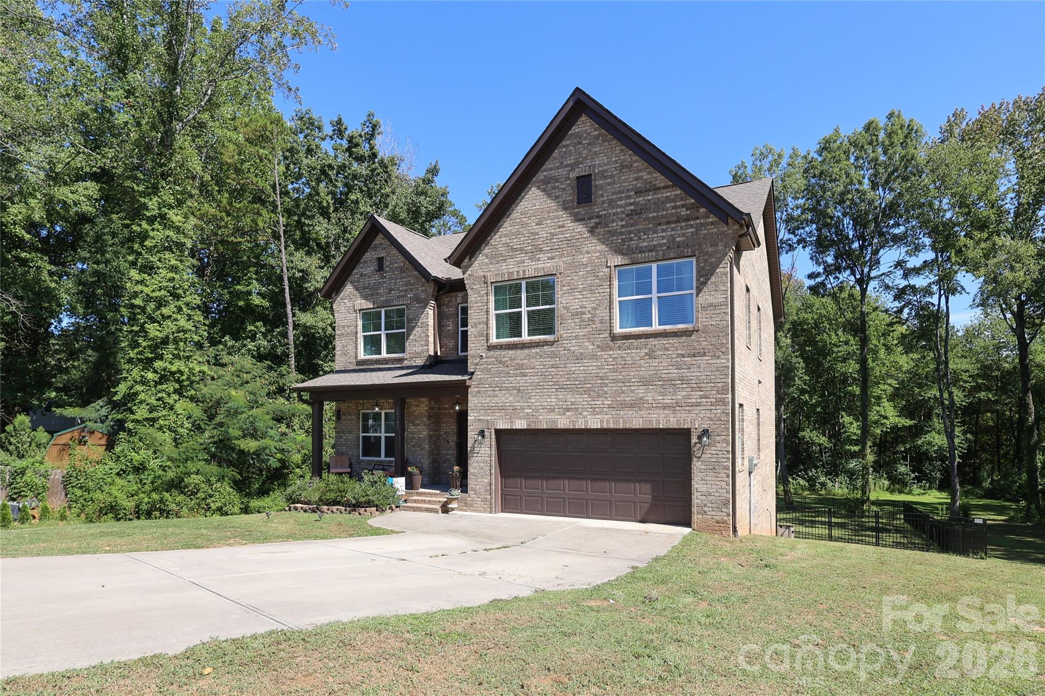 10105 Greenwood Court