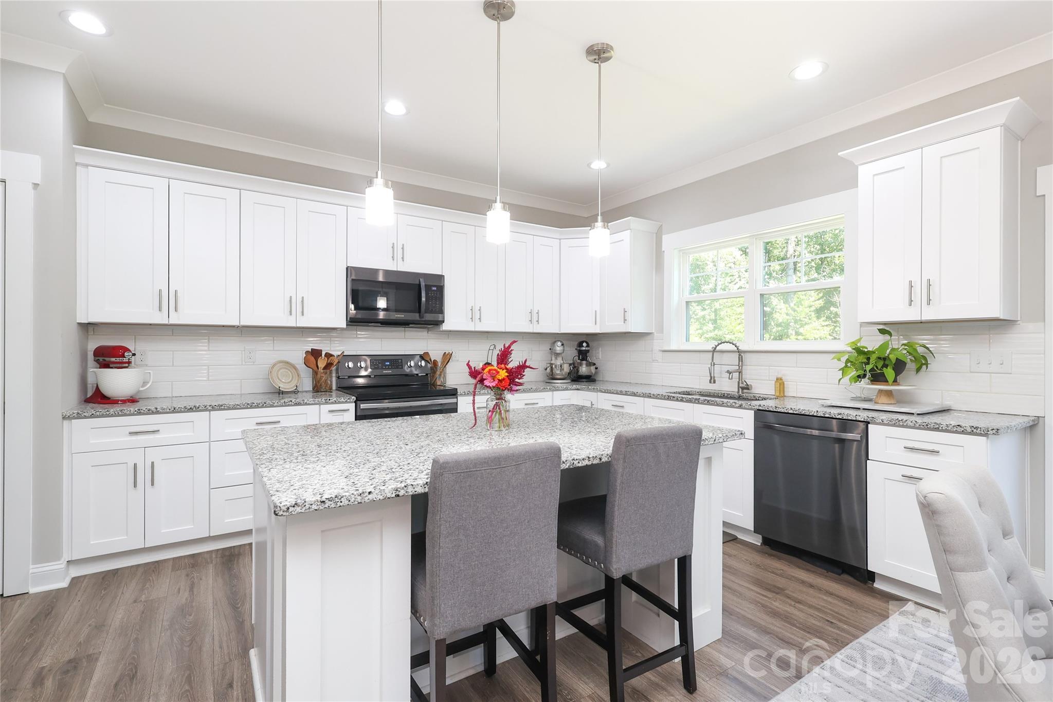 10105 Greenwood Court