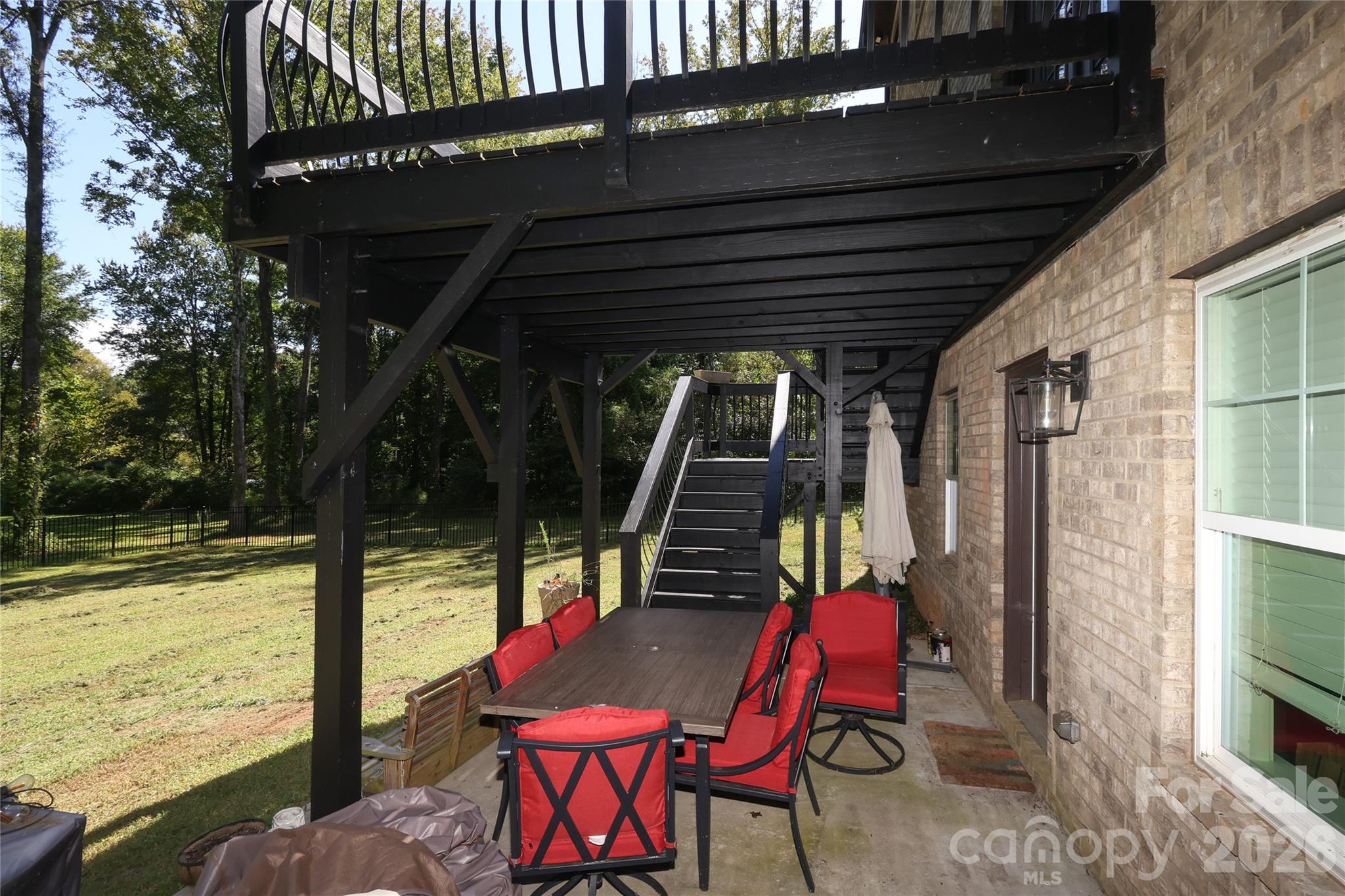 10105 Greenwood Court