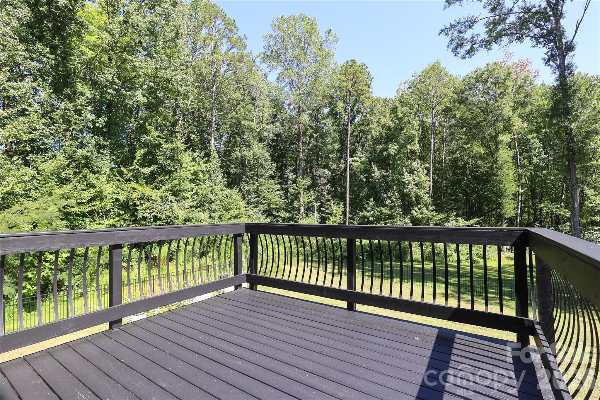 10105 Greenwood Court