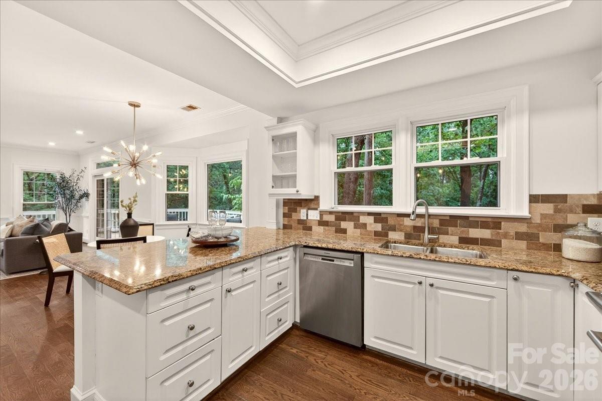 5118 Rosewater Court