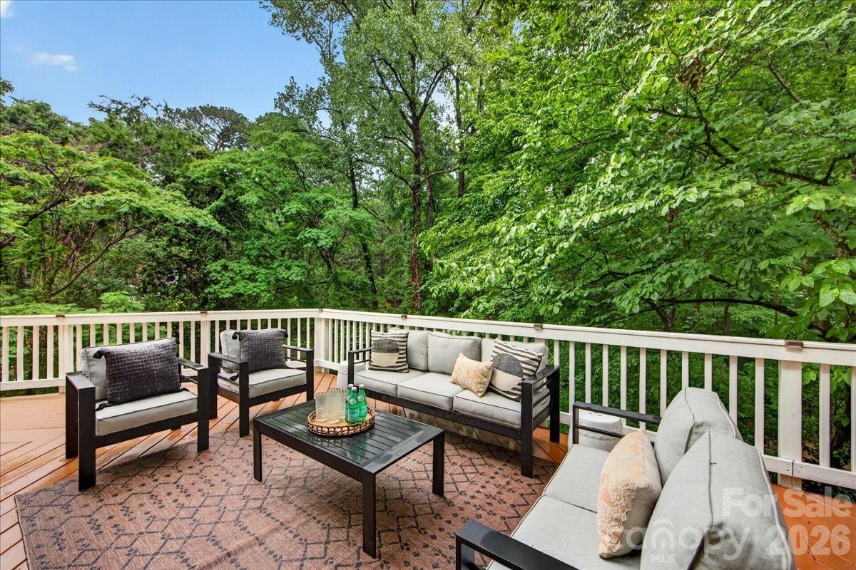 5118 Rosewater Court