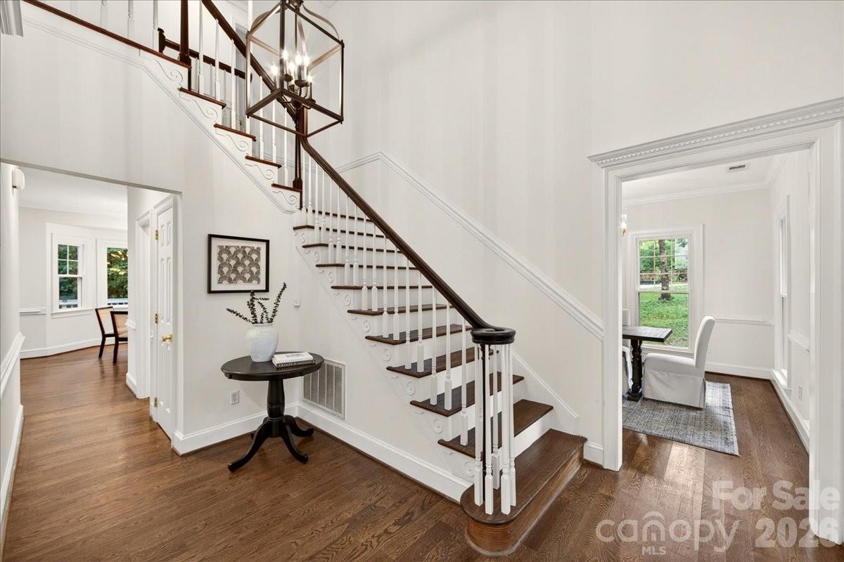 5118 Rosewater Court