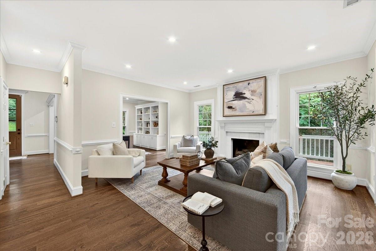 5118 Rosewater Court