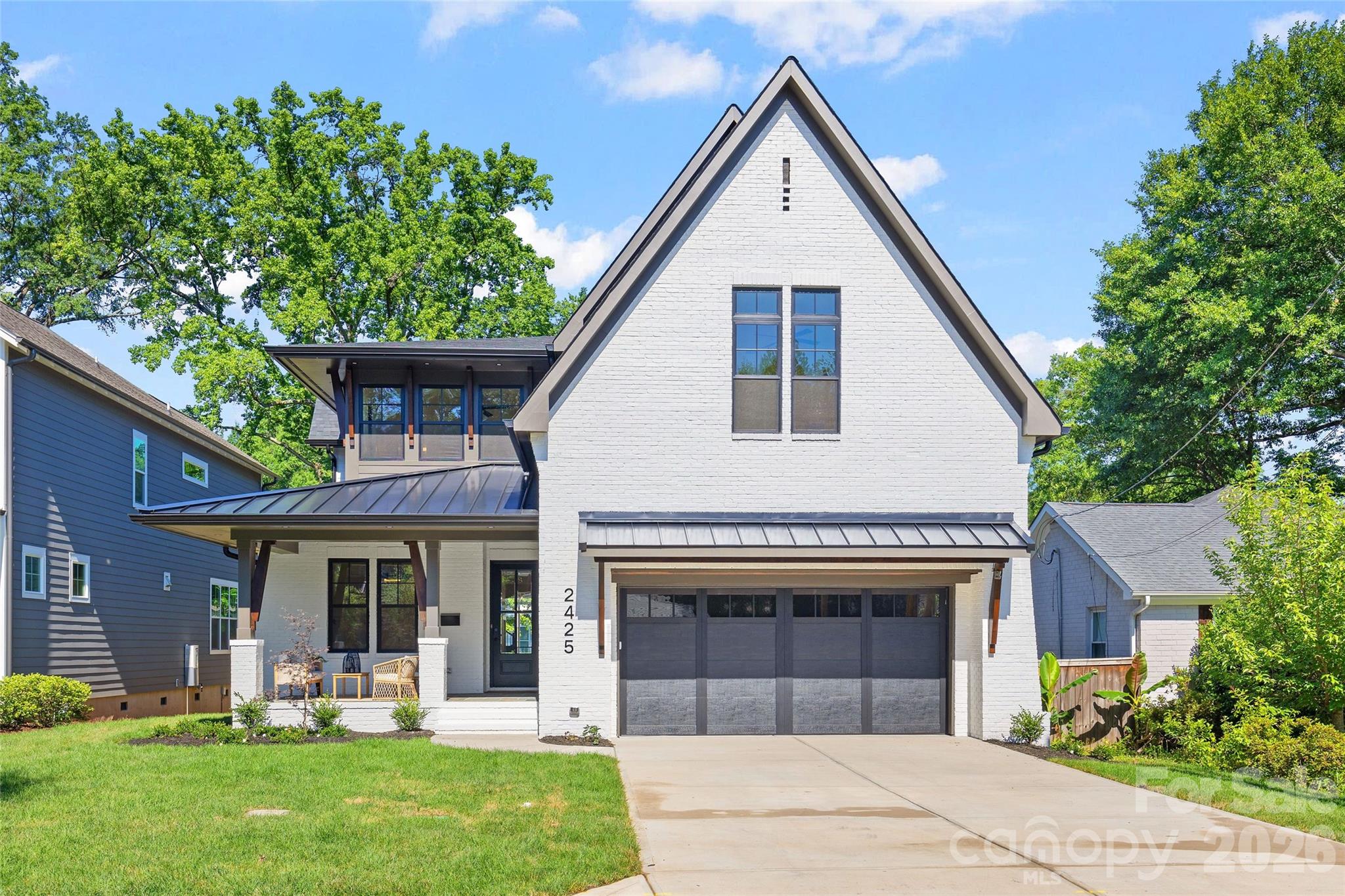 2425 Lola Avenue