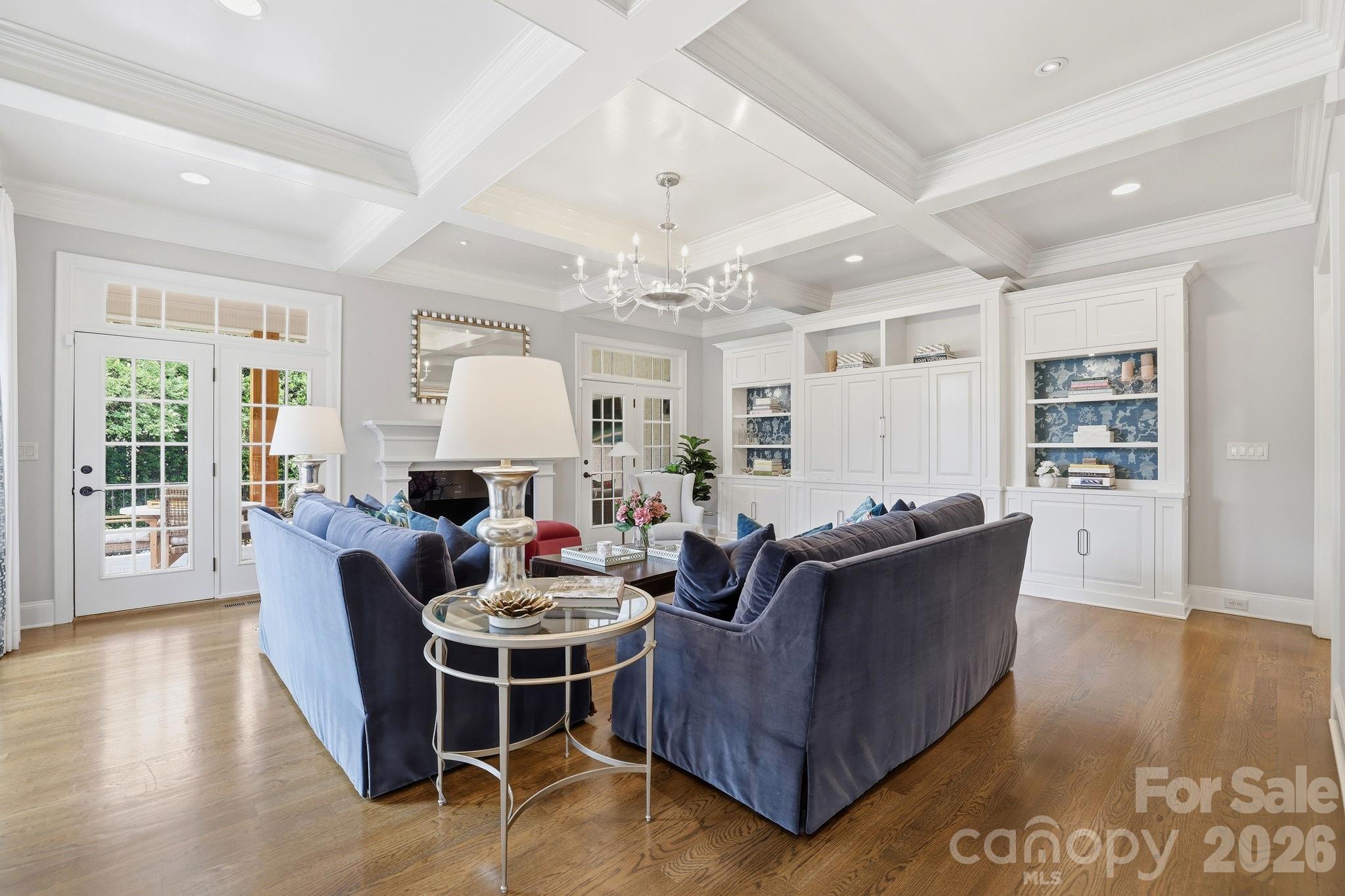 2021 Coniston Pl