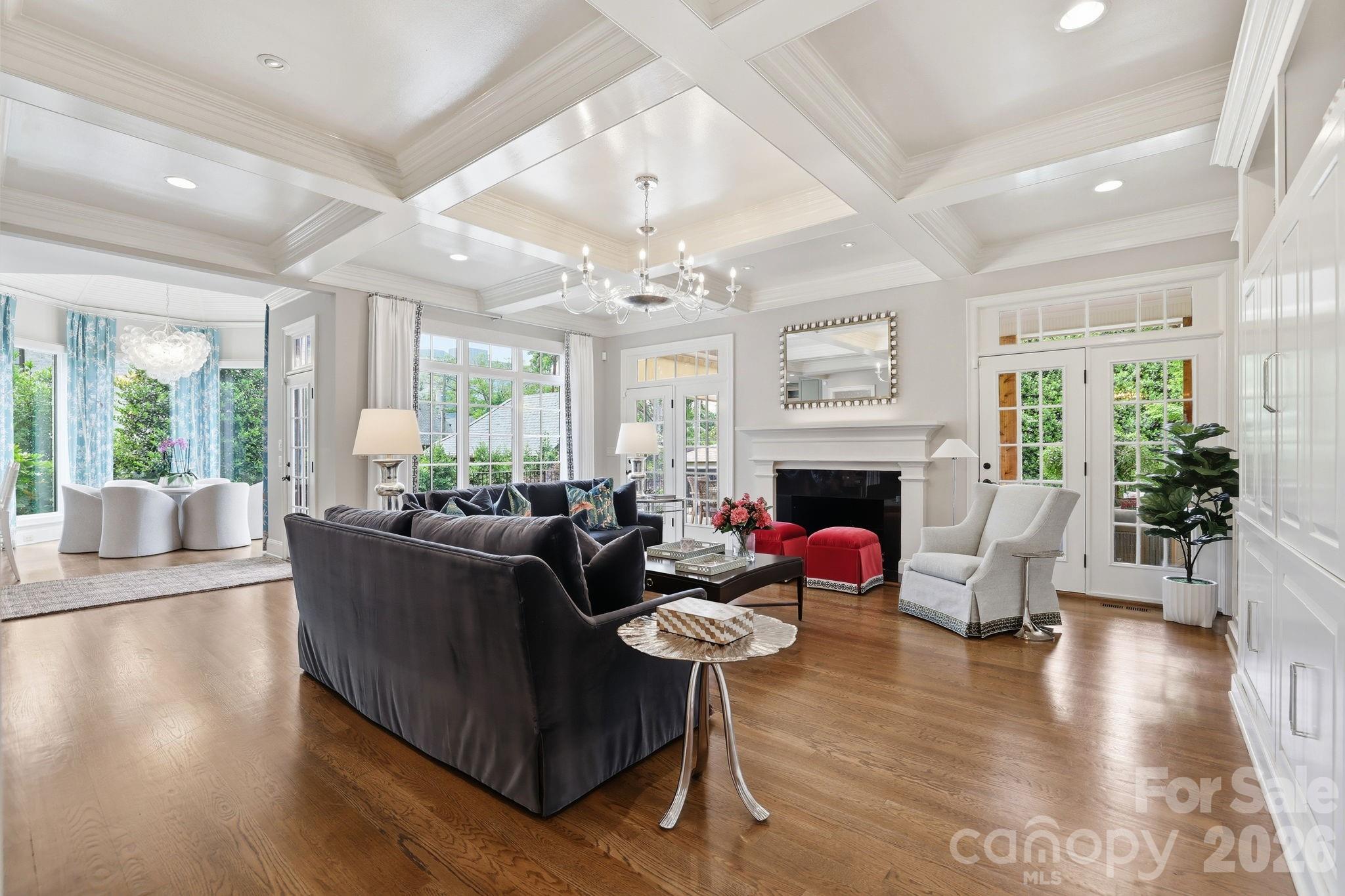 2021 Coniston Pl