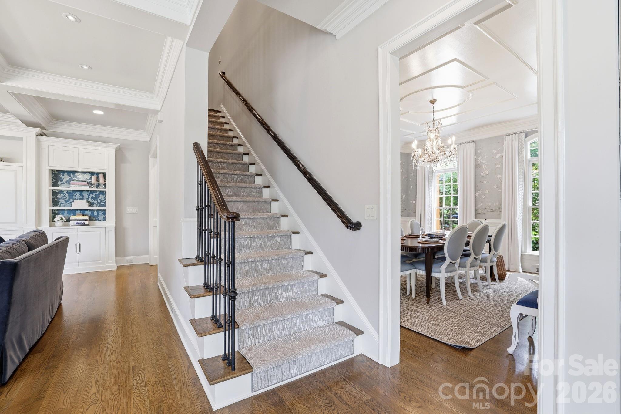2021 Coniston Pl