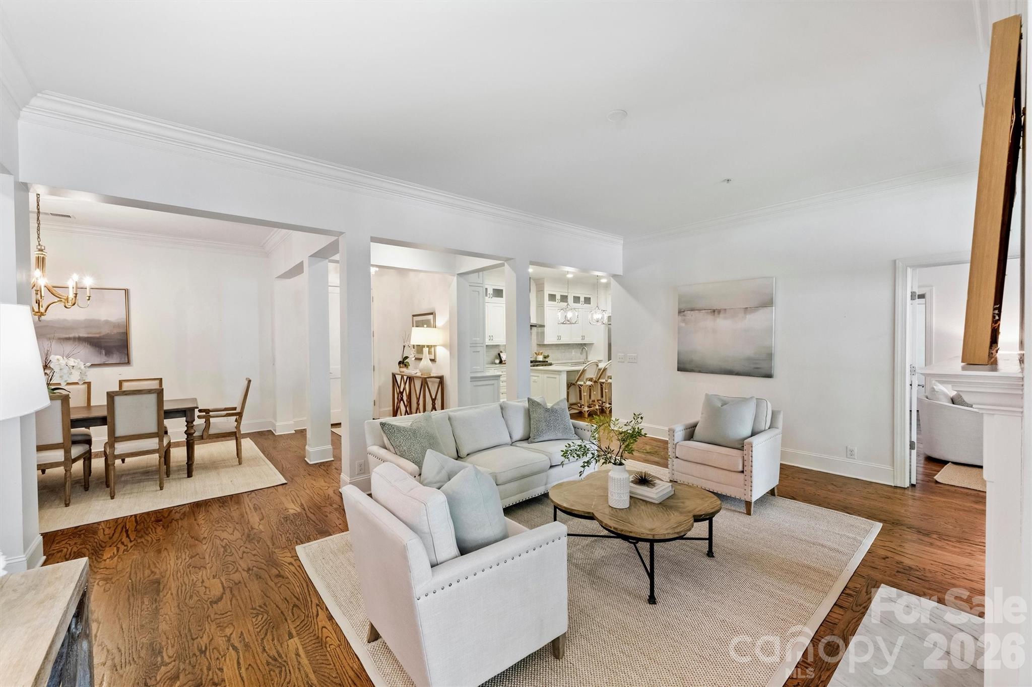 2251 Selwyn Avenue Unit: 102