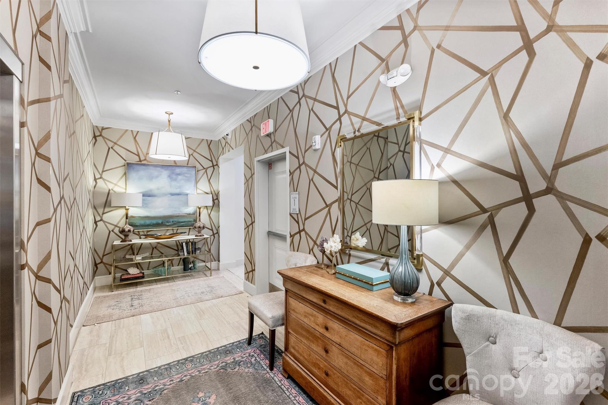 2251 Selwyn Avenue Unit: 102