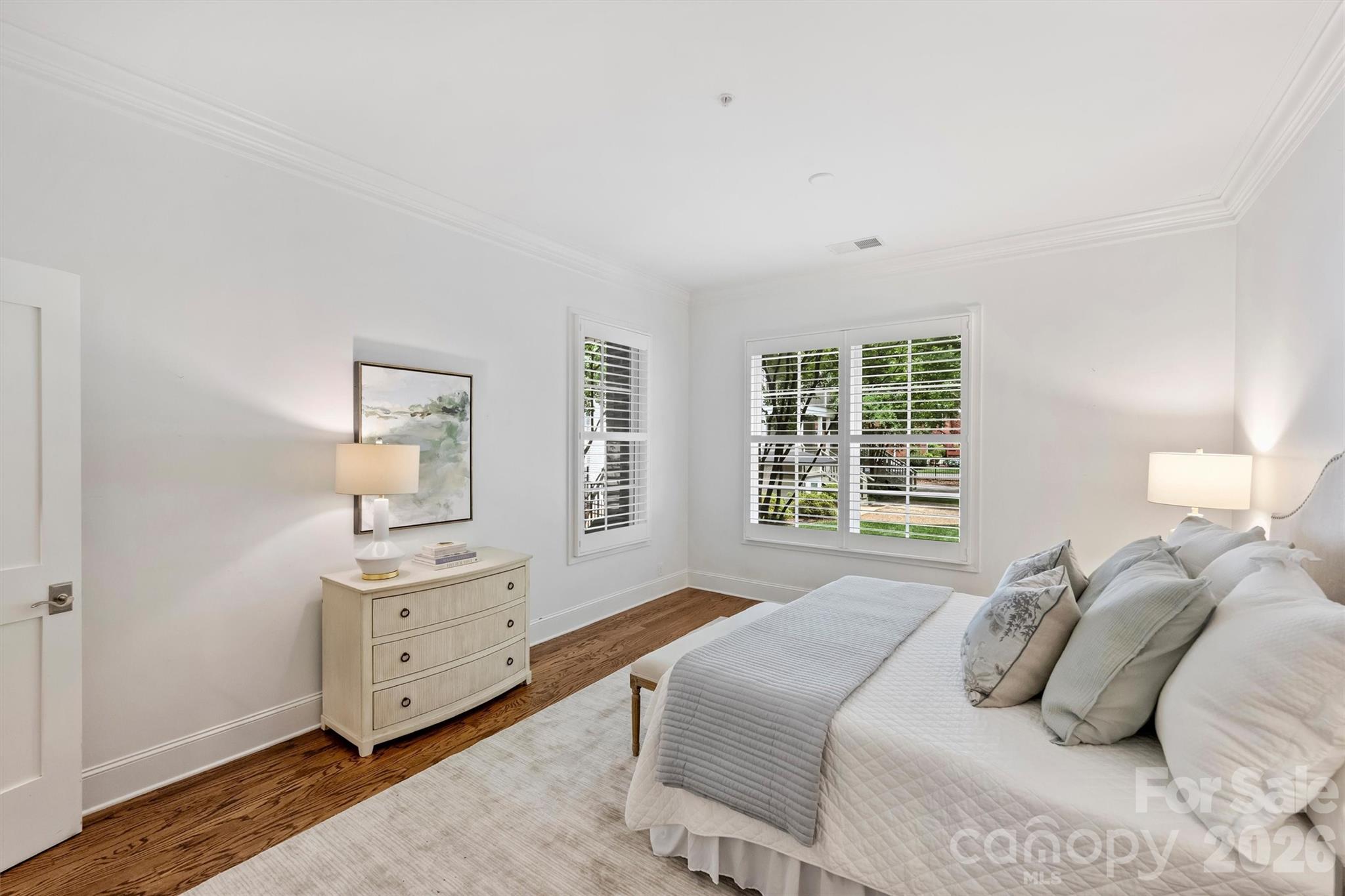 2251 Selwyn Avenue Unit: 102