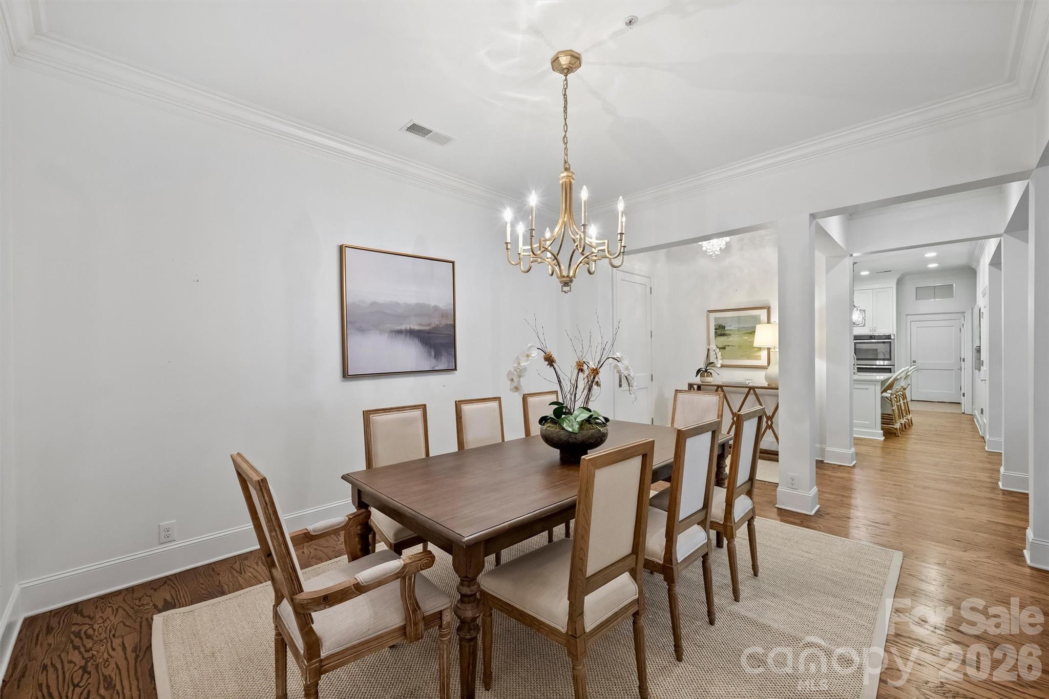 2251 Selwyn Avenue Unit: 102