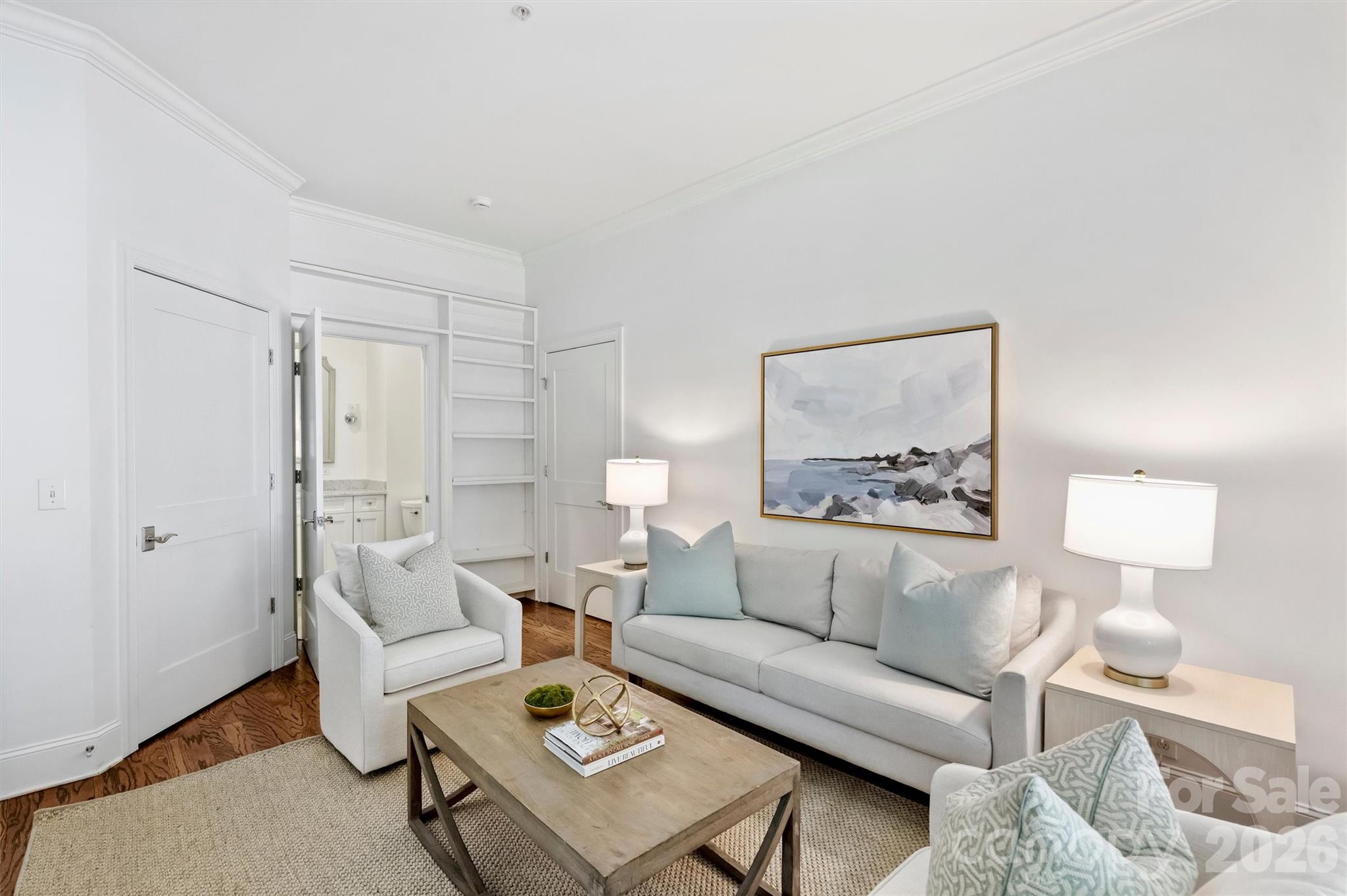 2251 Selwyn Avenue Unit: 102