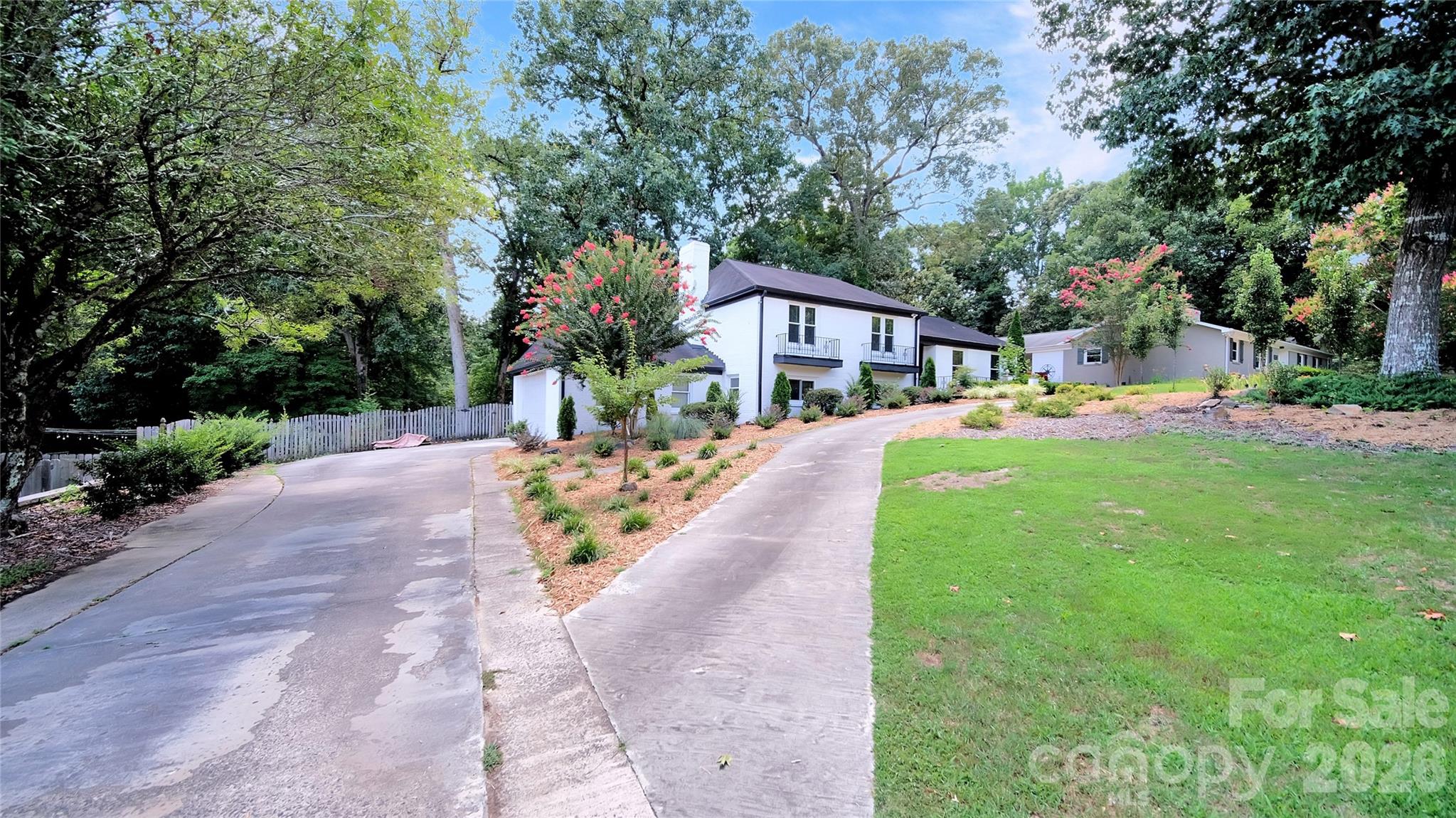 1634 Lumarka Drive